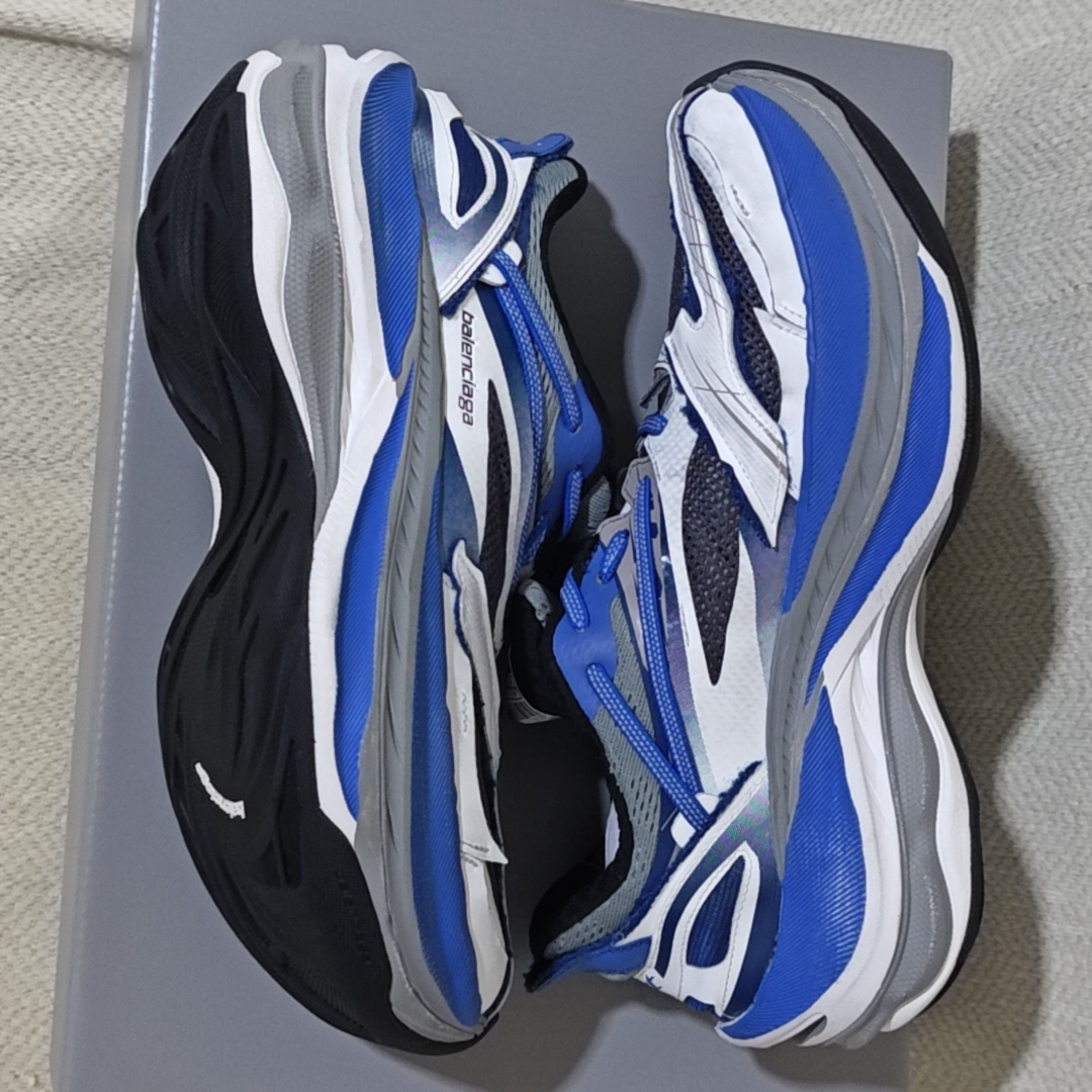 Balenciaga Balenciaga Jet Low-Top Sneakers US 8 / EU 41 Size US 8 / EU 41 - 9 Thumbnail