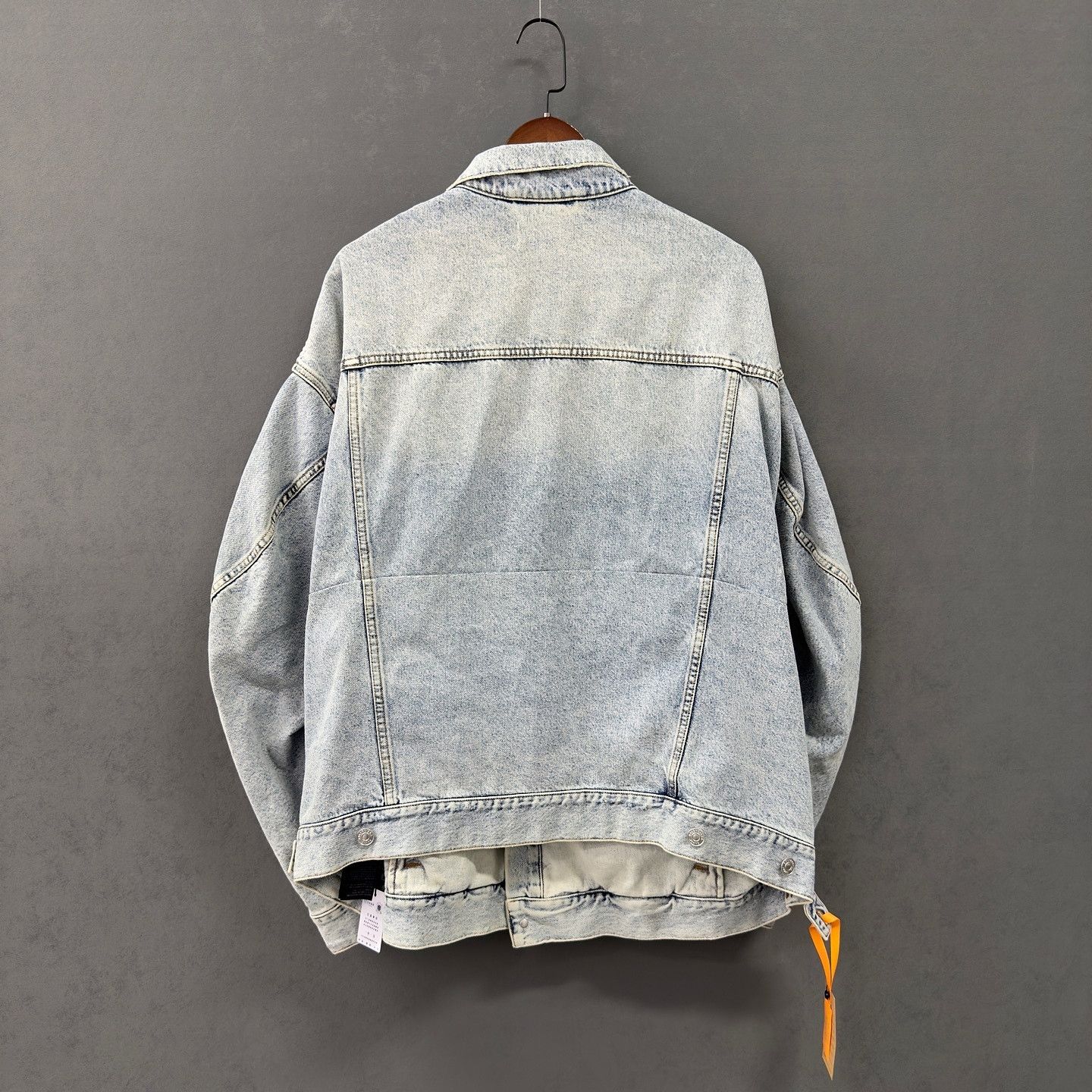 Balenciaga Balenciaga UNIFIT Denim Jacket Size L Size US L / EU 52-54 / 3 - 2 Thumbnail