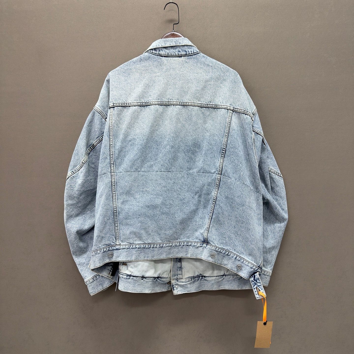 Balenciaga Balenciaga UNIFIT Denim Jacket Size L Size US L / EU 52-54 / 3 - 6 Thumbnail