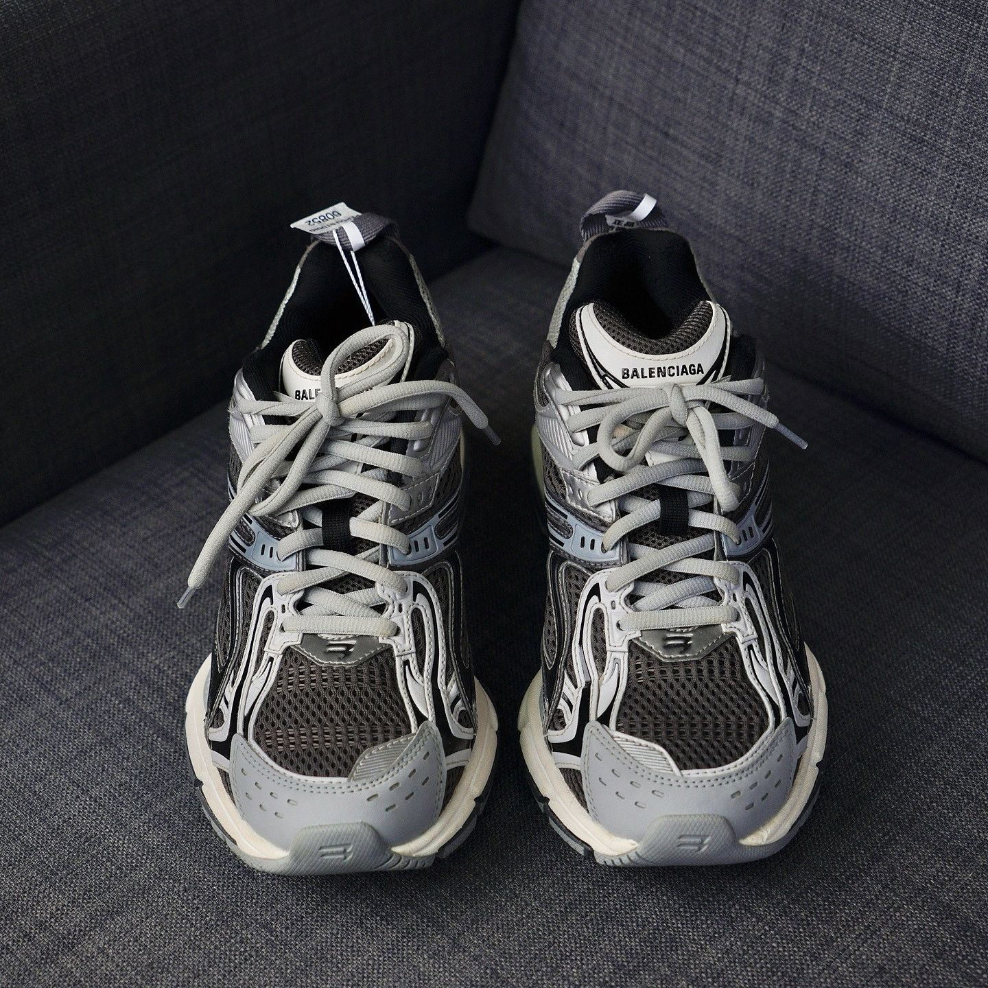 Balenciaga Balenciaga X-Pander Low-Top Sneakers Size 37 Size US 7 / IT 37 - 2 Thumbnail
