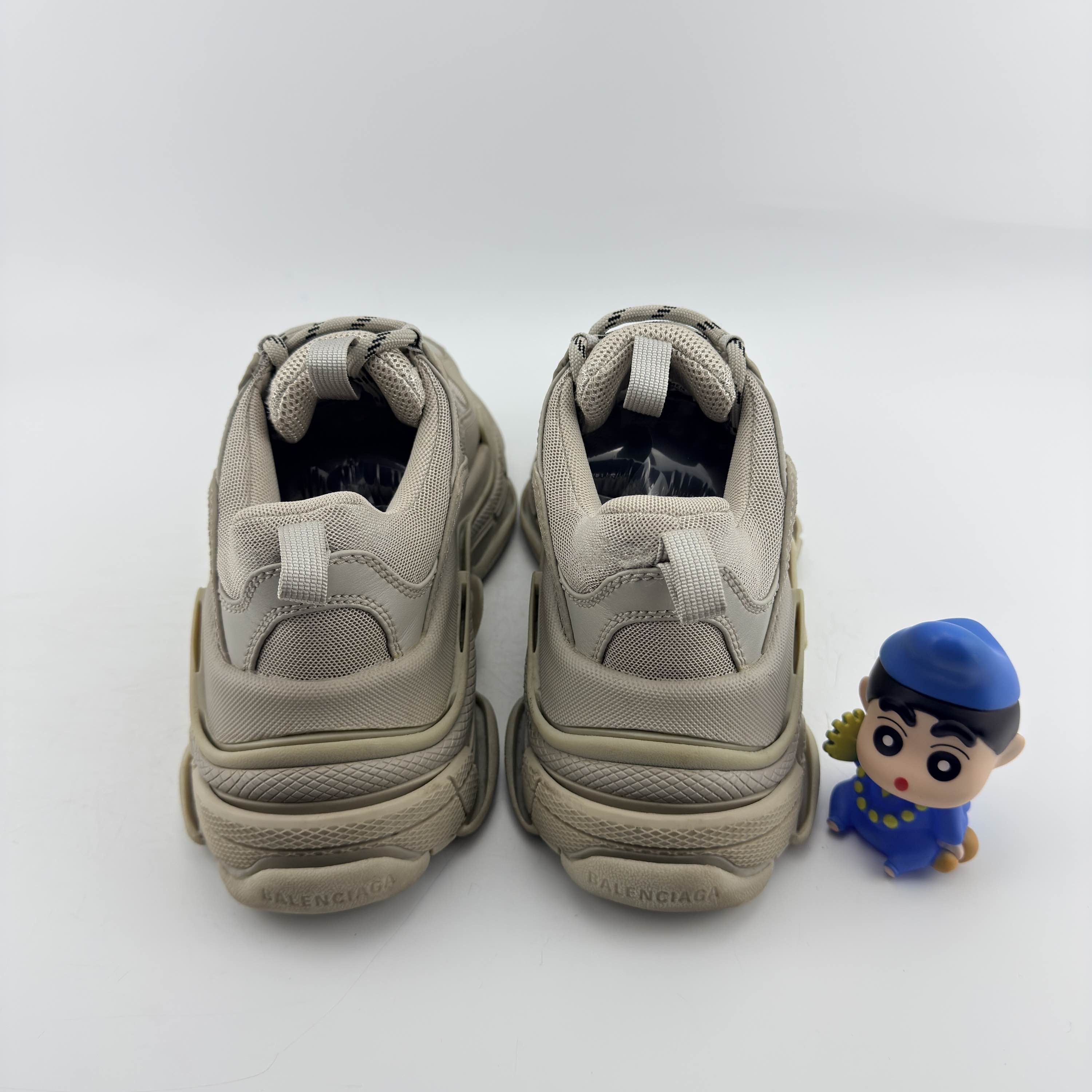 Balenciaga Balenciaga Triple S Beige Sneakers Size 36 Size US 6 / IT 36 - 3 Thumbnail