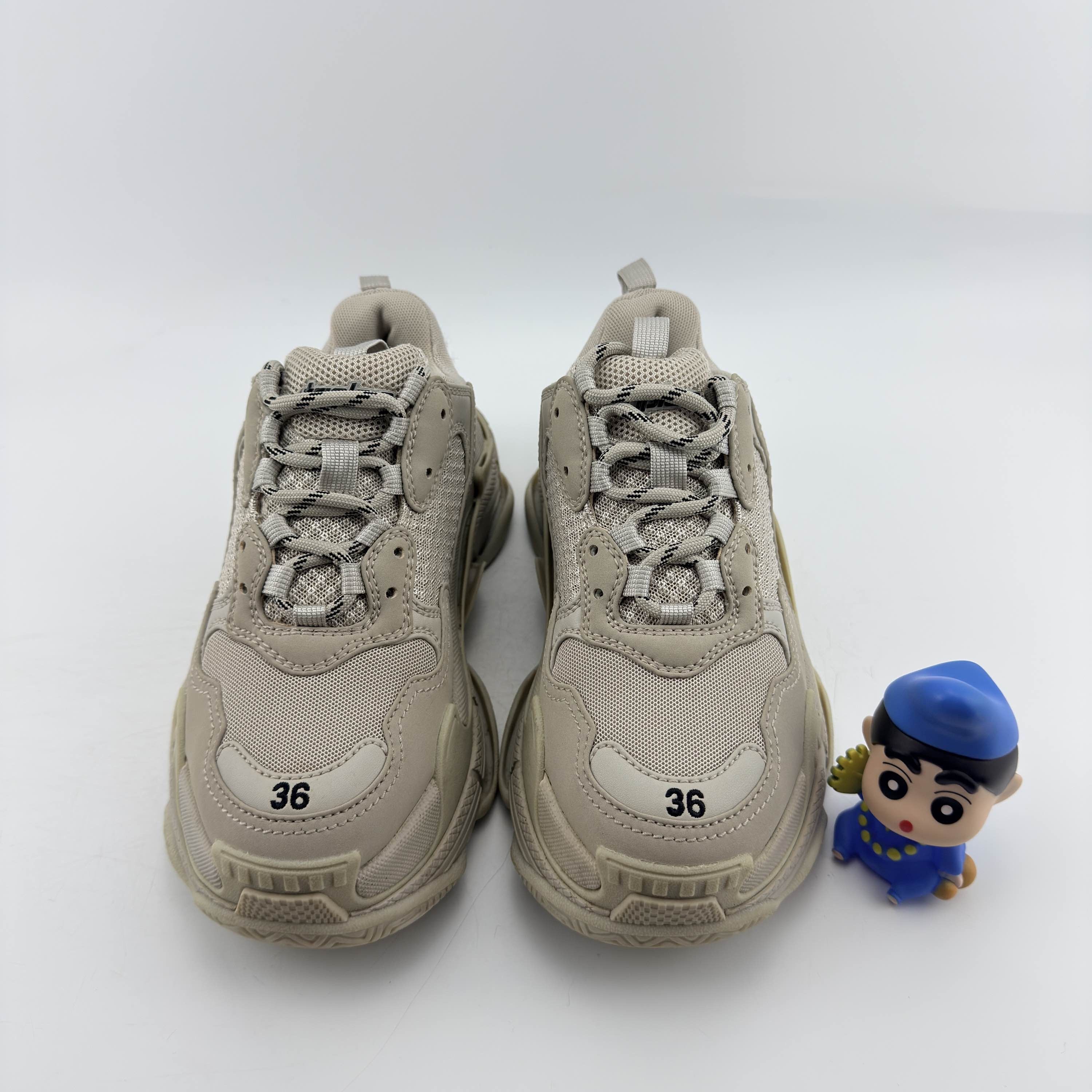 Balenciaga Balenciaga Triple S Beige Sneakers Size 36 Size US 6 / IT 36 - 2 Thumbnail