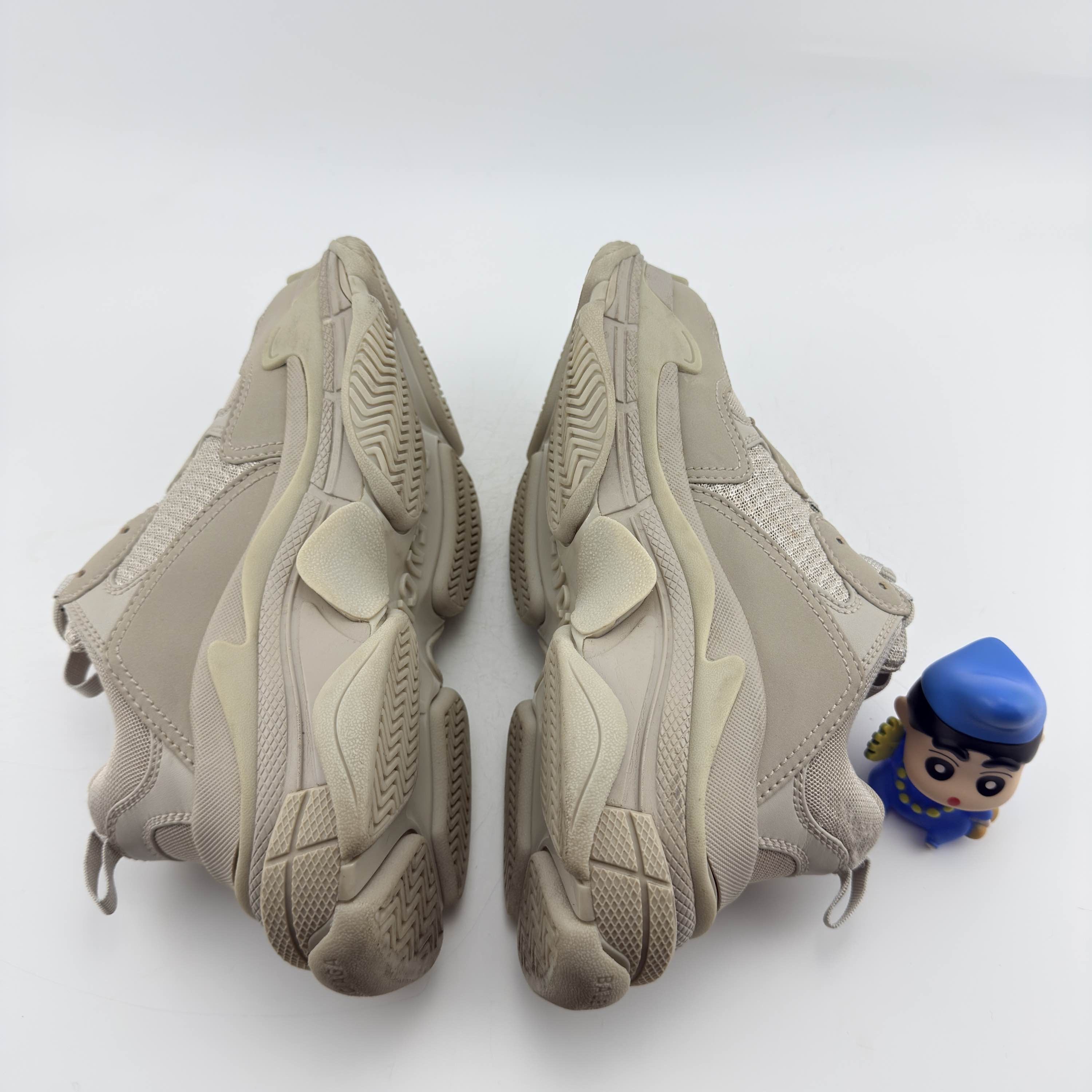 Balenciaga Balenciaga Triple S Beige Sneakers Size 36 Size US 6 / IT 36 - 7 Thumbnail