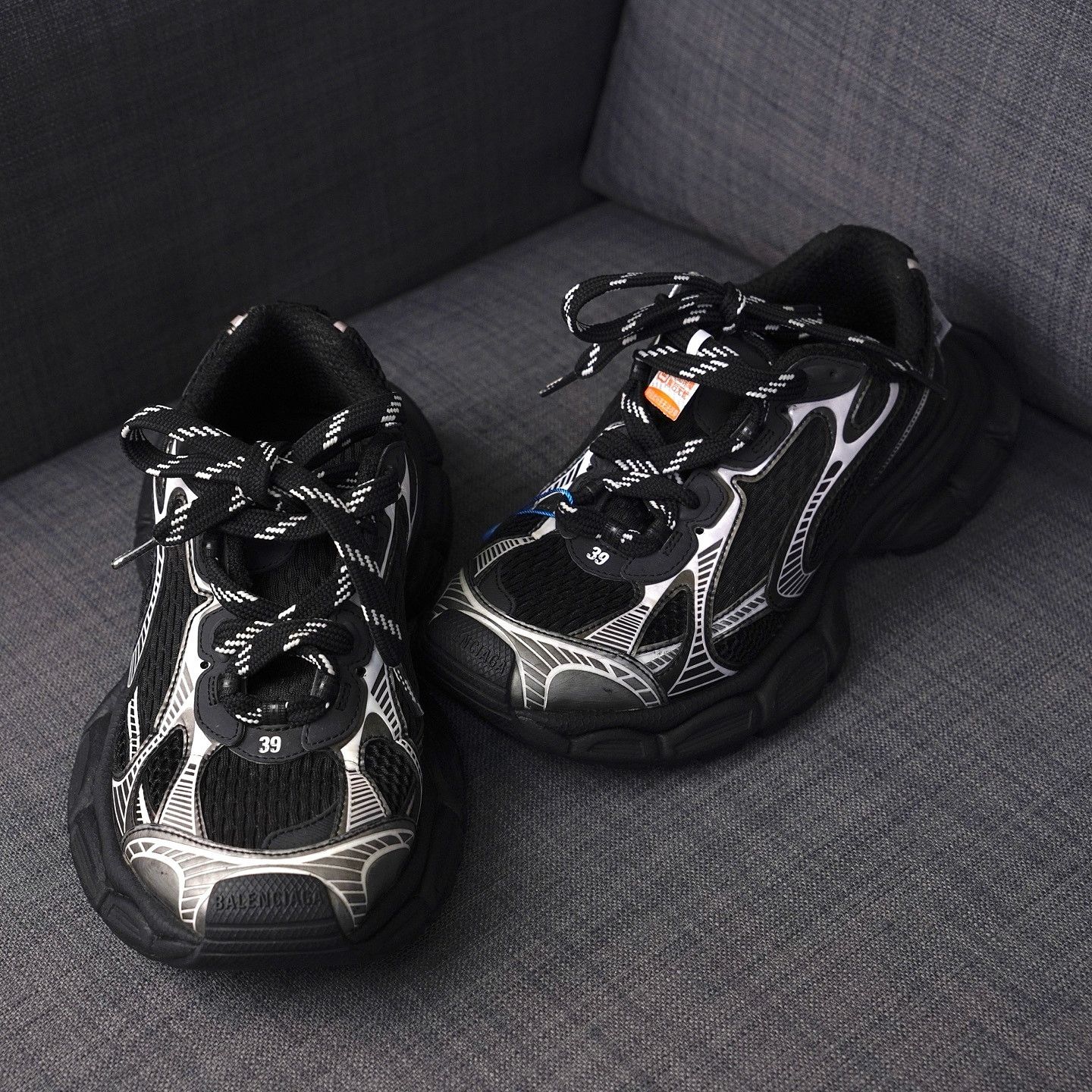 Balenciaga Balenciaga Track Sneakers Size 39 Size US 6 / EU 39 - 7 Thumbnail