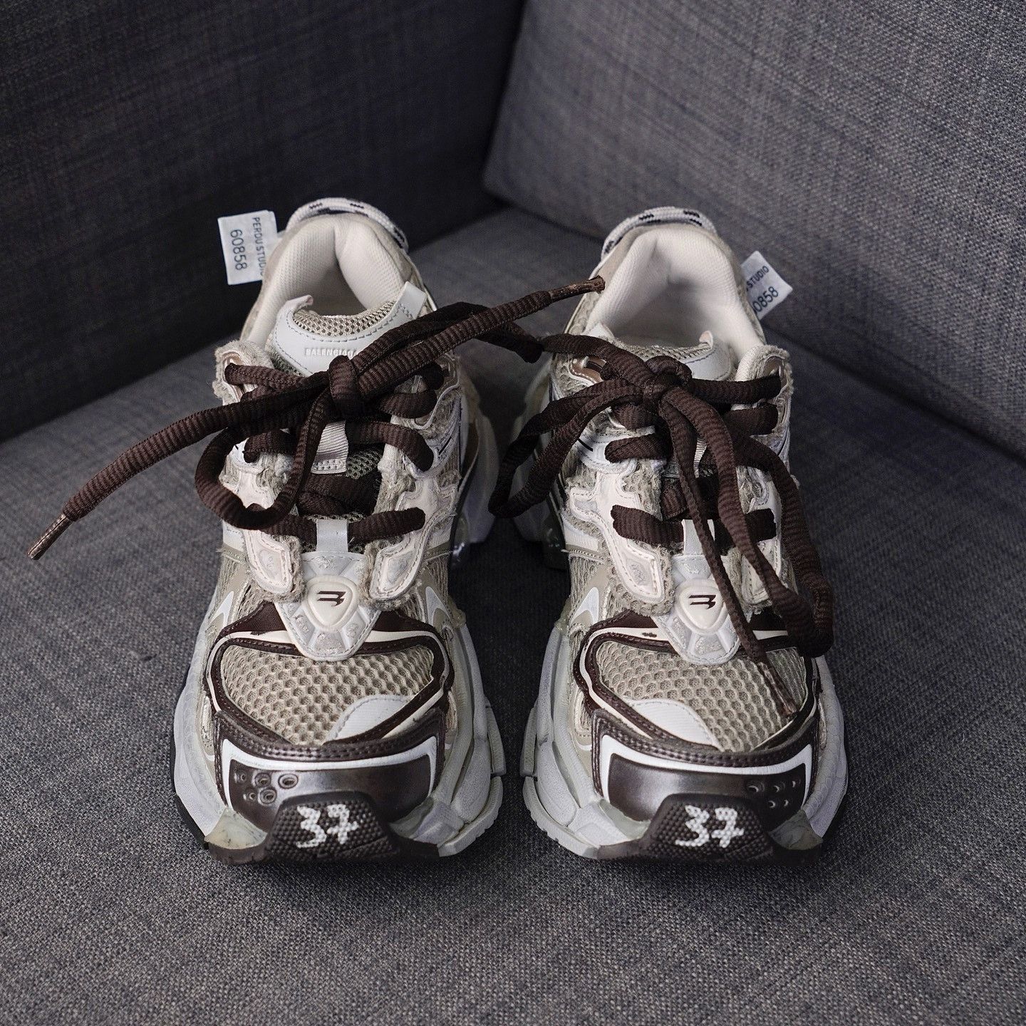 Balenciaga Balenciaga Runner 2.0 Sneakers Size 37 Size US 7 / IT 37 - 2 Thumbnail