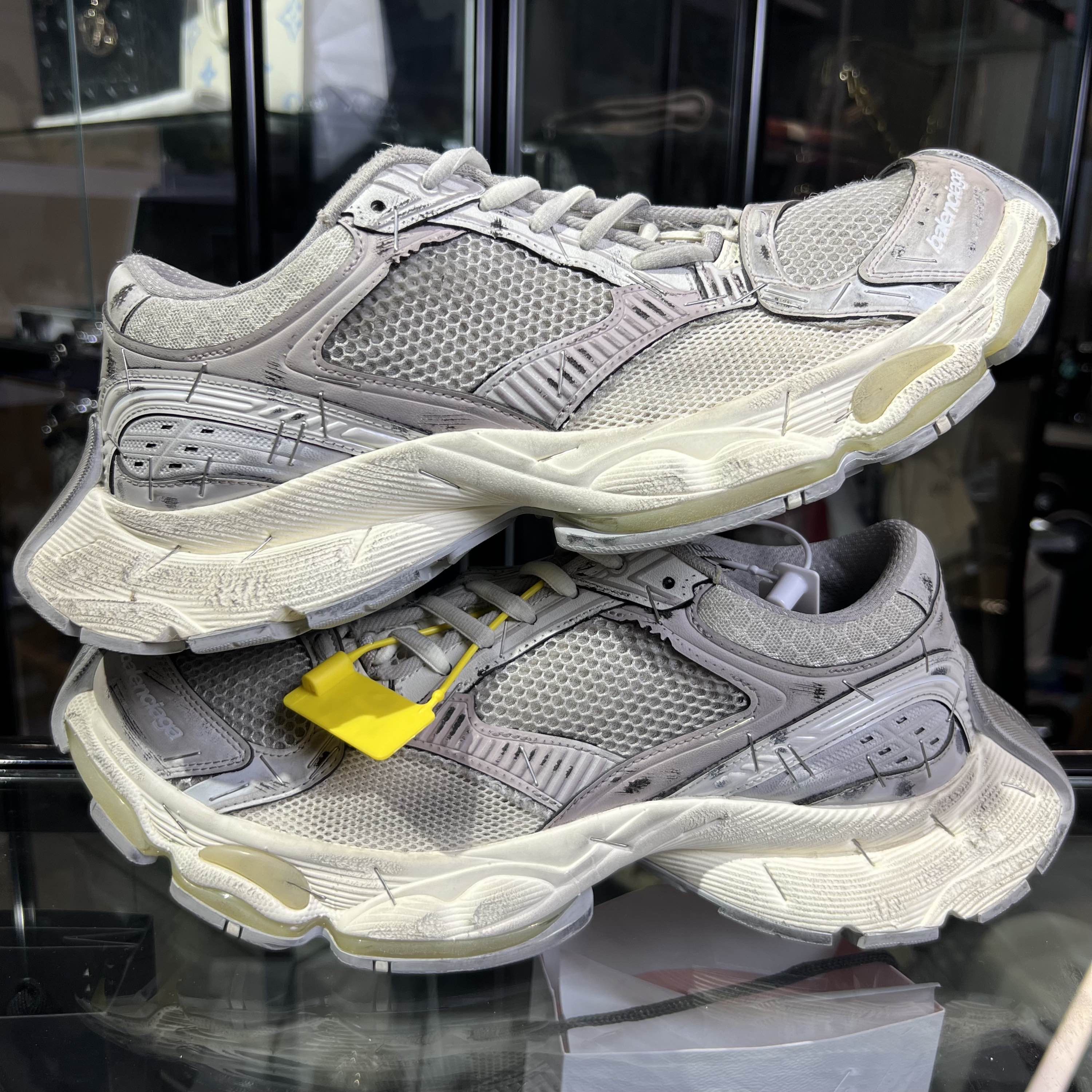Balenciaga Balenciaga Stapler Low-Top Sneakers US 9 / EU 42 Size US 9 / EU 42 - 7 Thumbnail