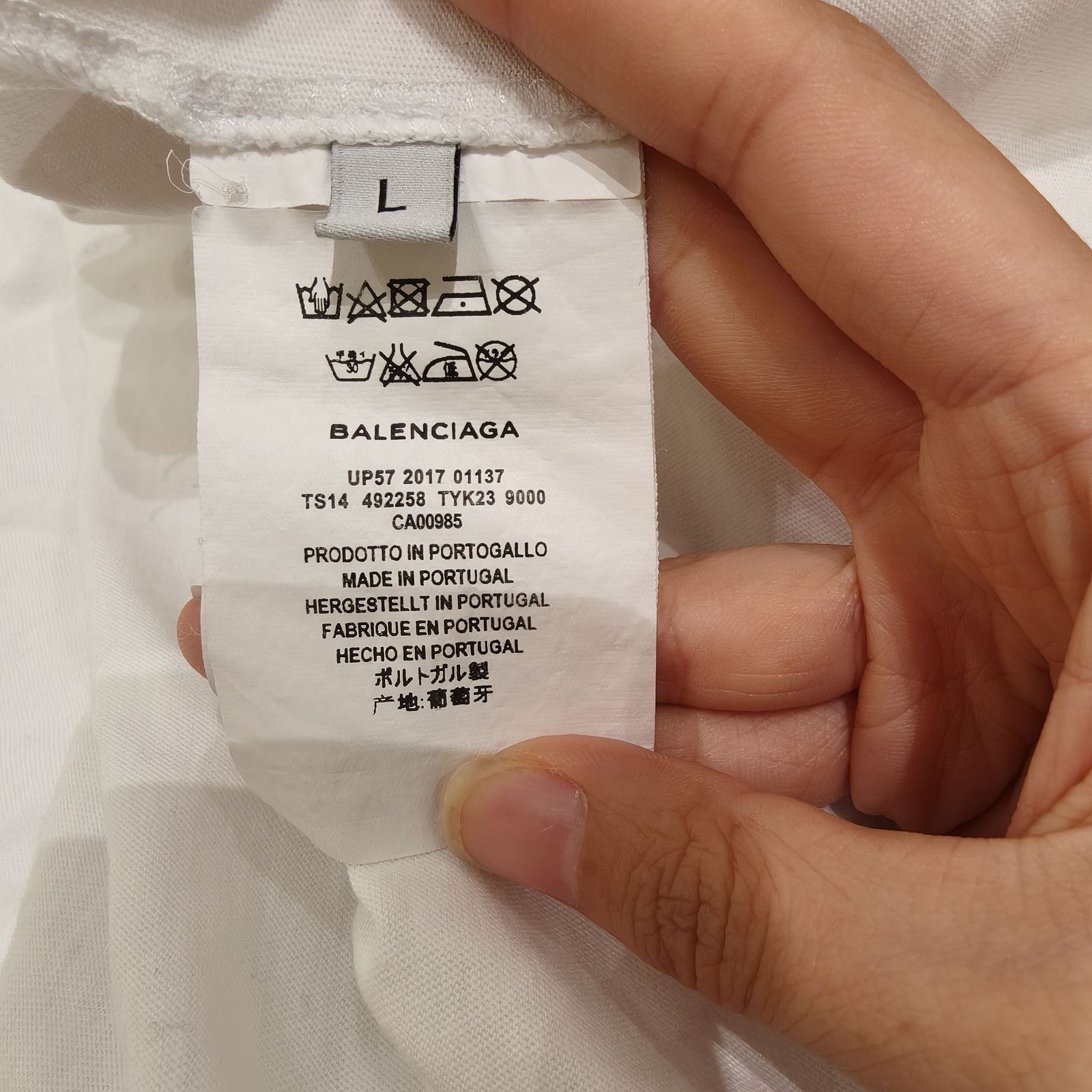 Balenciaga Balenciaga Logo T-Shirt Size L Size US L / EU 52-54 / 3 - 9 Thumbnail