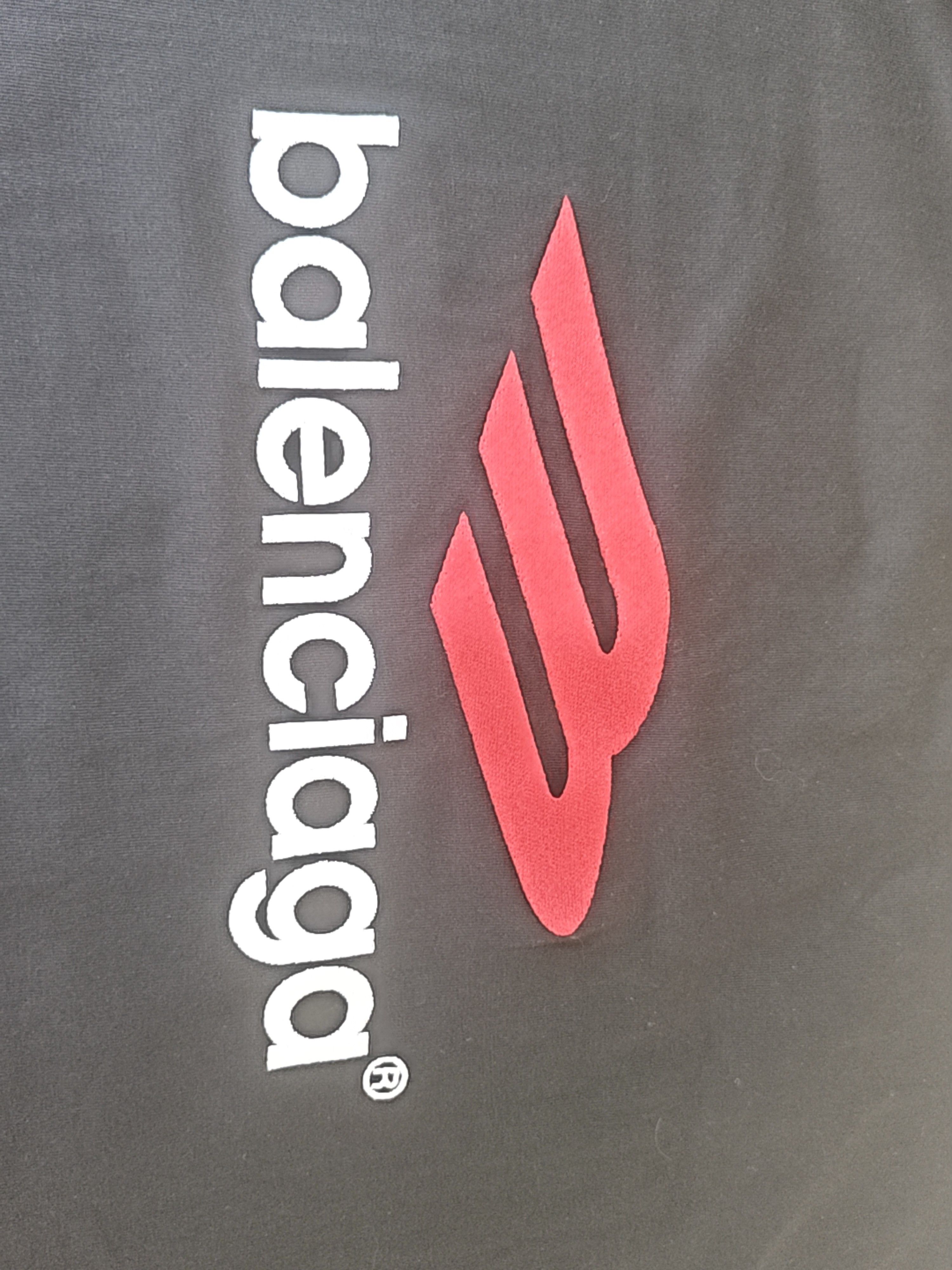 Balenciaga Balenciaga Tape Logo T-Shirt Size 2 Size US M / EU 48-50 / 2 - 6 Thumbnail