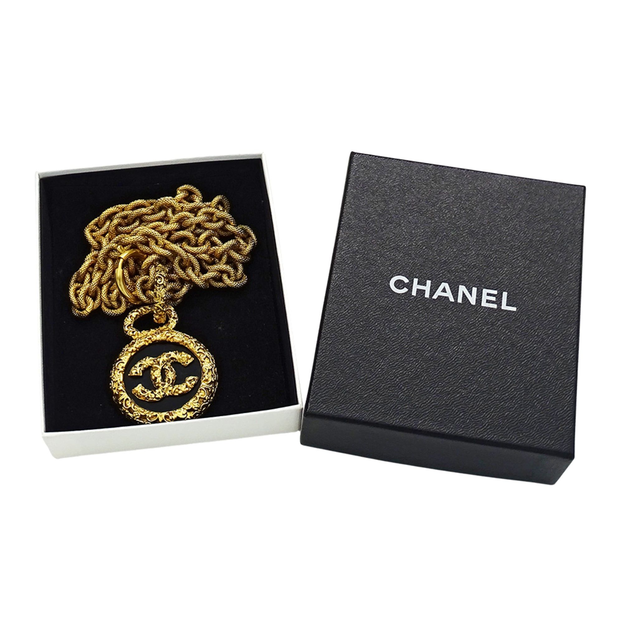 Chanel Chanel necklace for women, gold and black, with the iconic logo. Size ONE SIZE - 7 Thumbnail