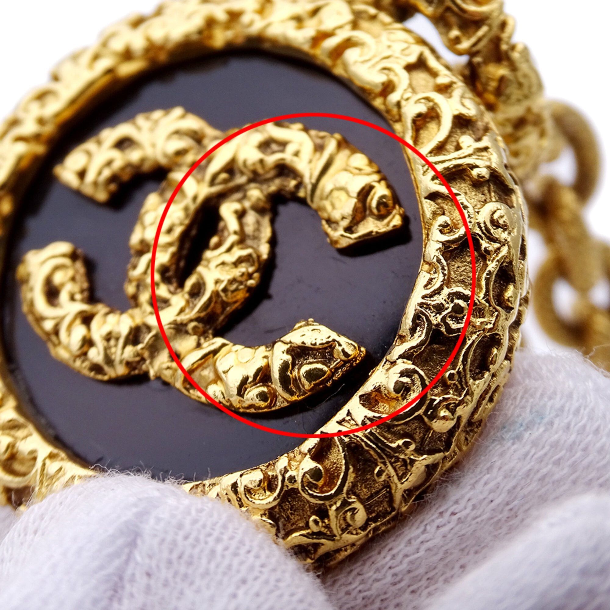 Chanel Chanel necklace for women, gold and black, with the iconic logo. Size ONE SIZE - 8 Thumbnail