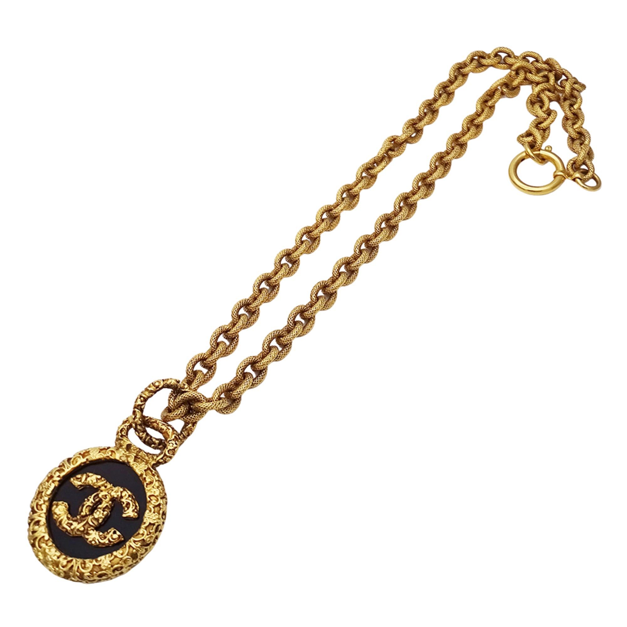 Chanel Chanel necklace for women, gold and black, with the iconic logo. Size ONE SIZE - 3 Thumbnail