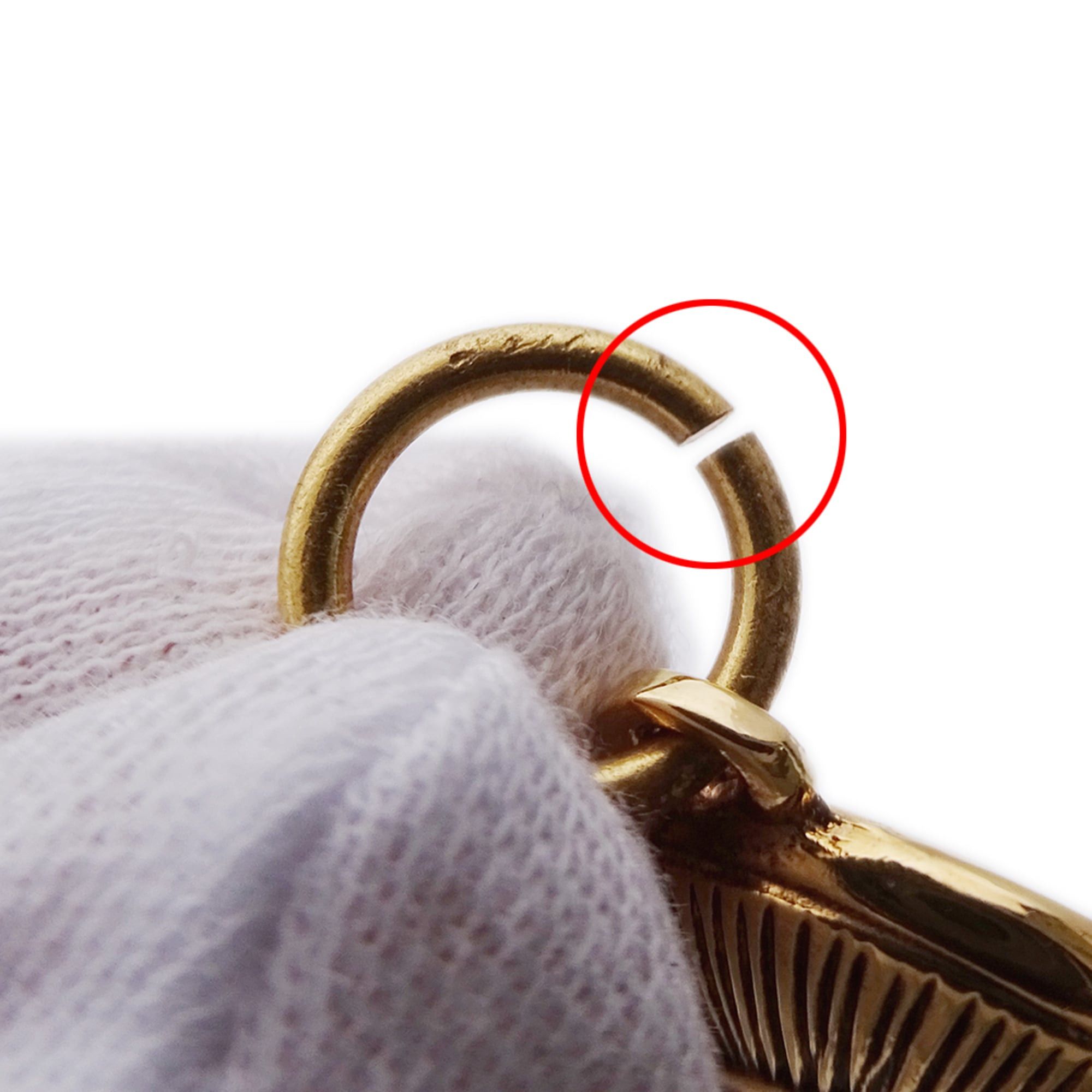 Chanel Chanel bracelet for women, gold, Coco Mark circle design. Size ONE SIZE - 8 Thumbnail