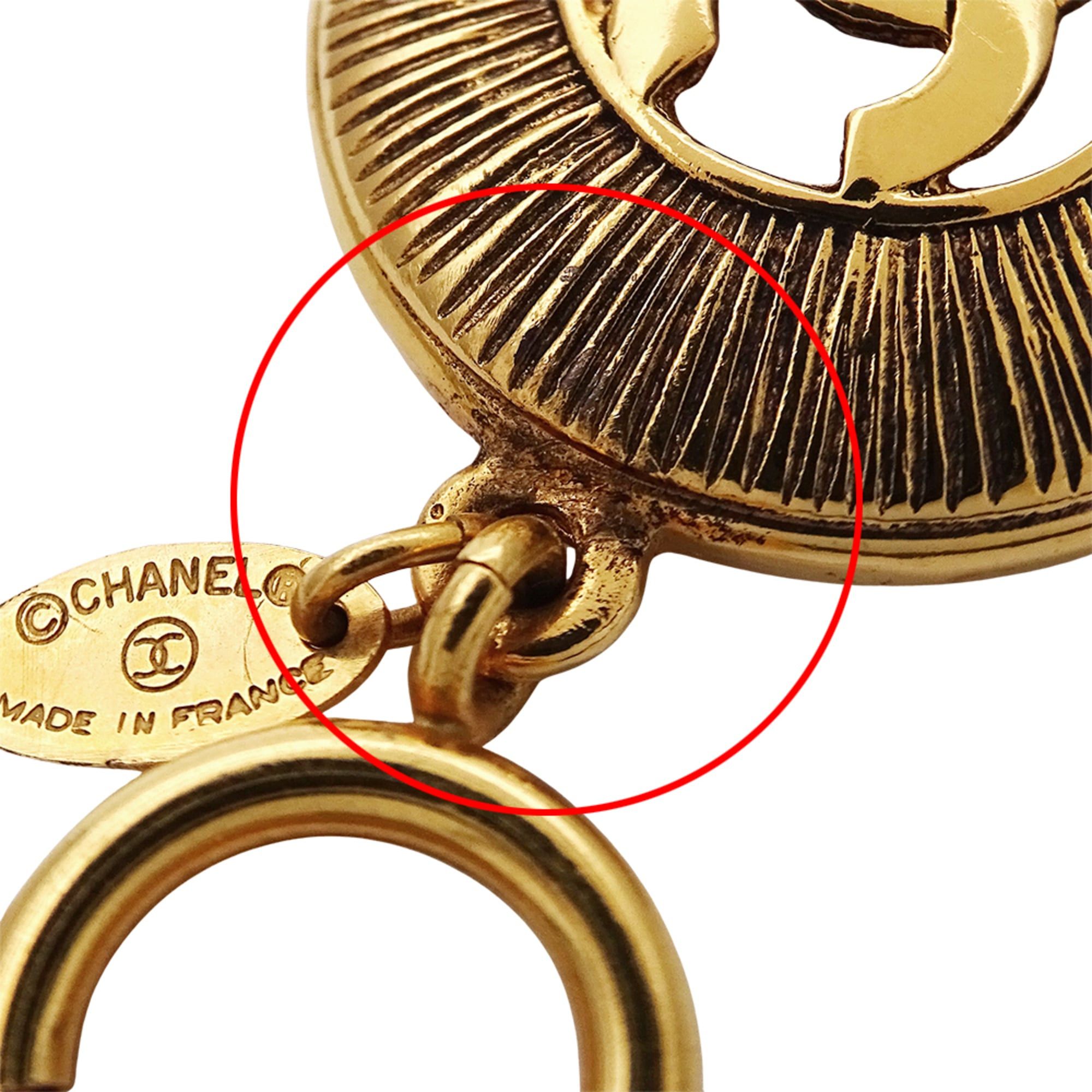 Chanel Chanel bracelet for women, gold, Coco Mark circle design. Size ONE SIZE - 7 Thumbnail