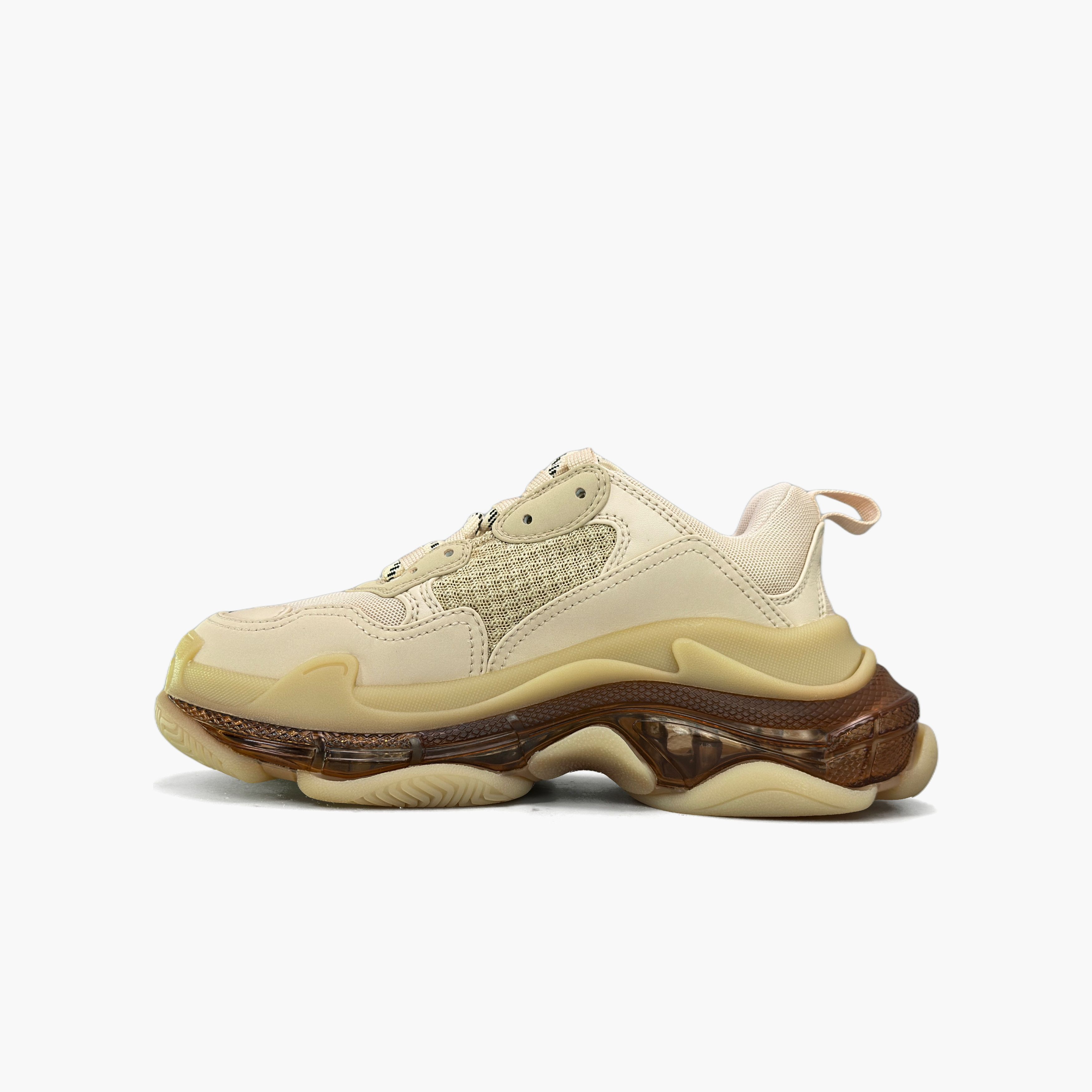 Balenciaga Balenciaga Triple S Sneakers Beige Size 36 Size US 6 / IT 36 - 3 Thumbnail