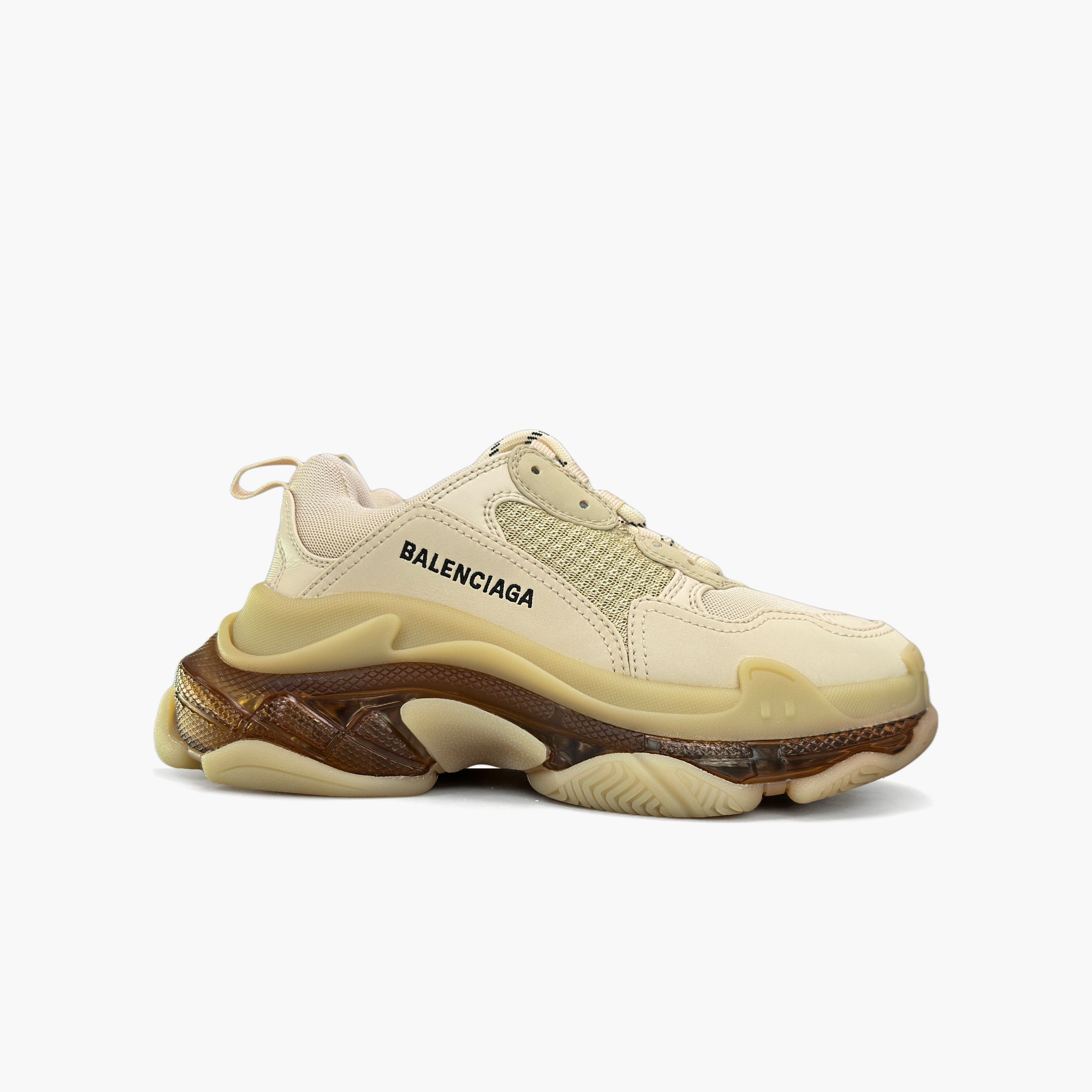 Balenciaga Balenciaga Triple S Sneakers Beige Size 36 Size US 6 / IT 36 - 4 Thumbnail