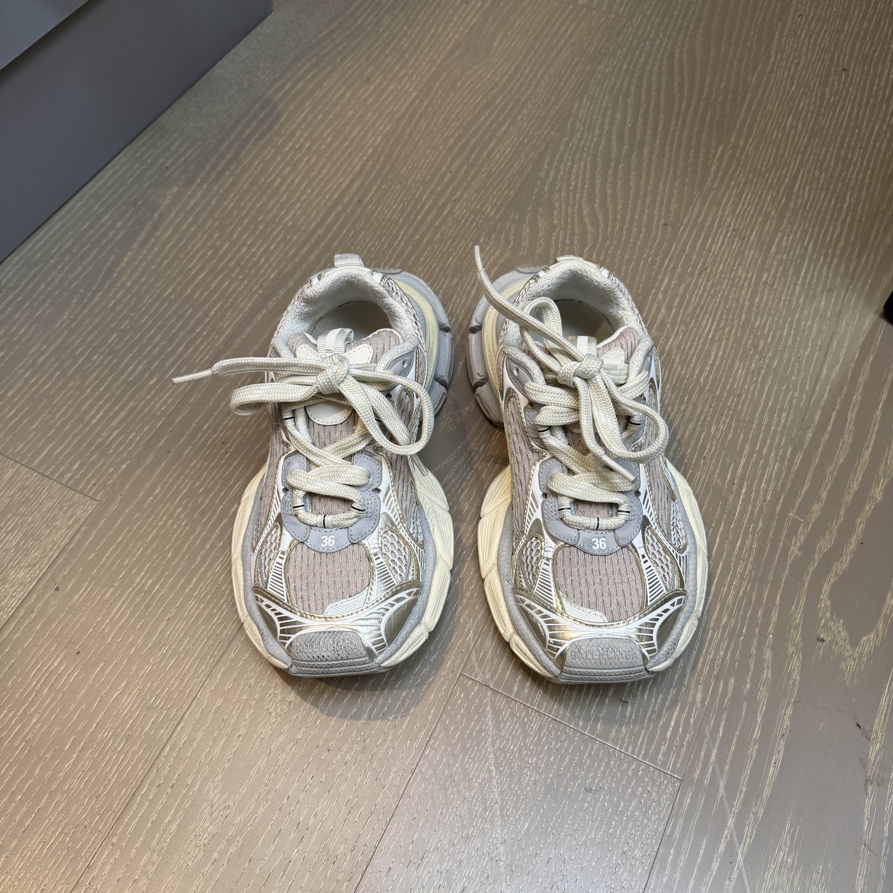Balenciaga Balenciaga 3XL Low-Top Sneakers Size 36 Size US 6 / IT 36 - 2 Thumbnail
