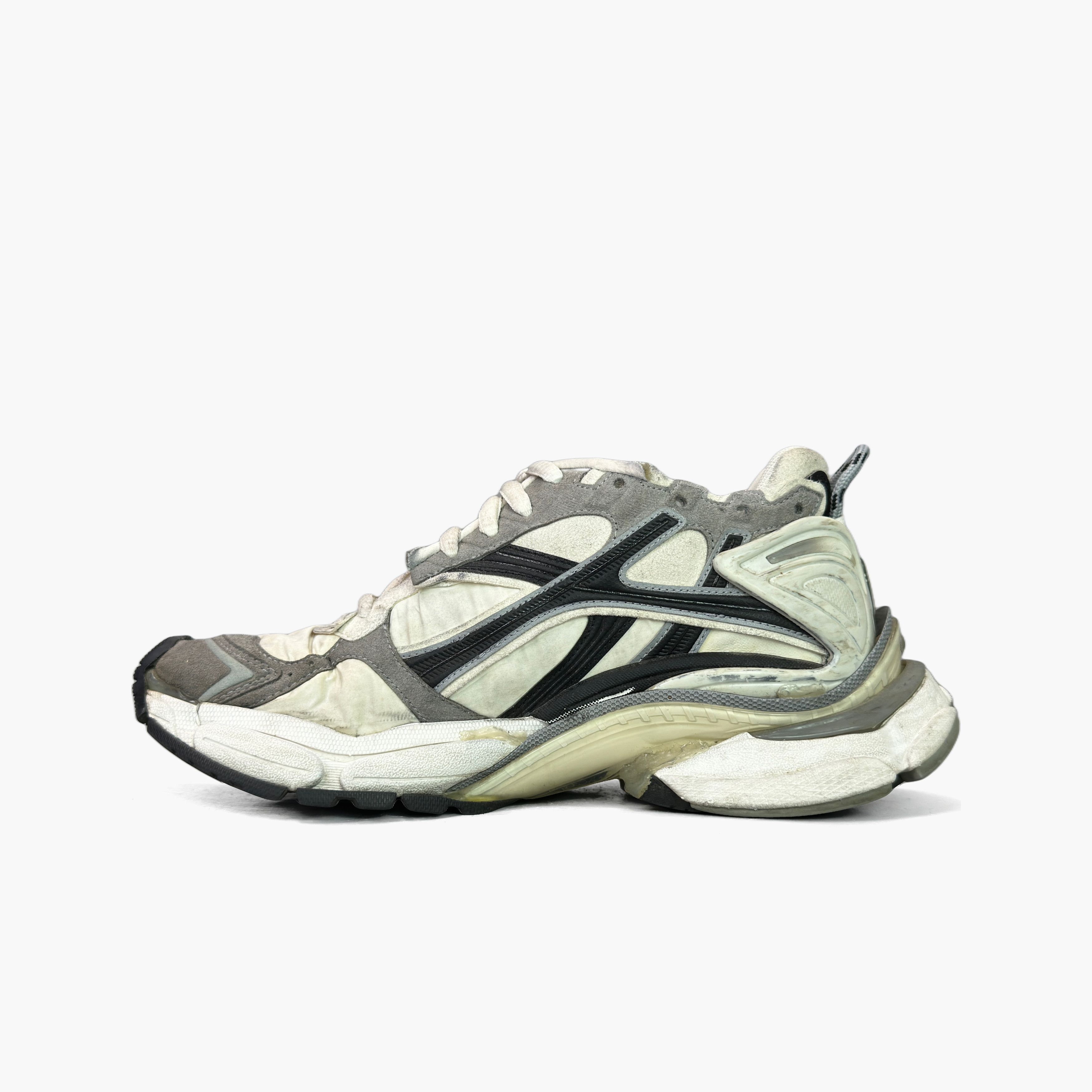 Balenciaga Balenciaga Runner Sneakers Size 42 Size US 9 / EU 42 - 3 Thumbnail