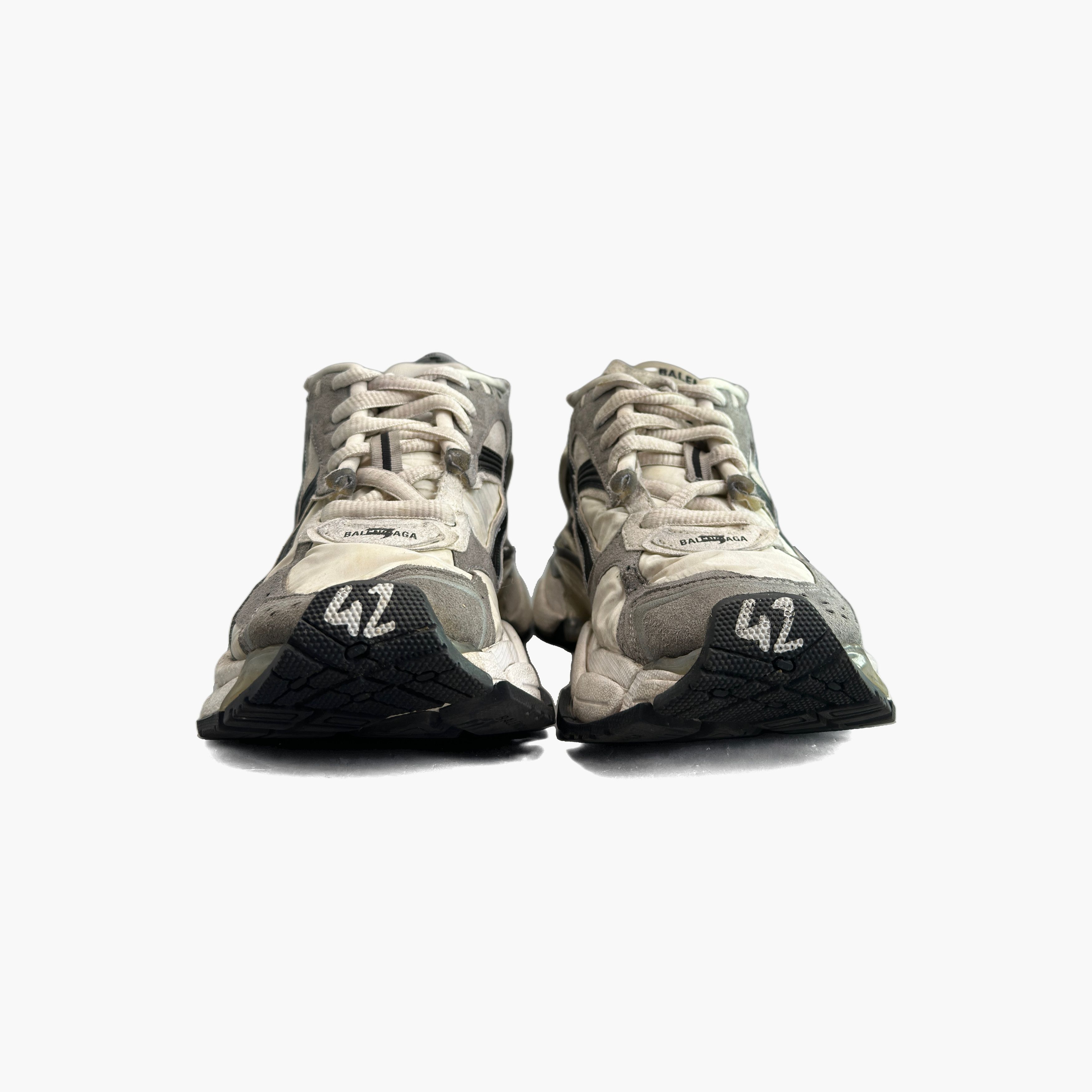 Balenciaga Balenciaga Runner Sneakers Size 42 Size US 9 / EU 42 - 5 Thumbnail