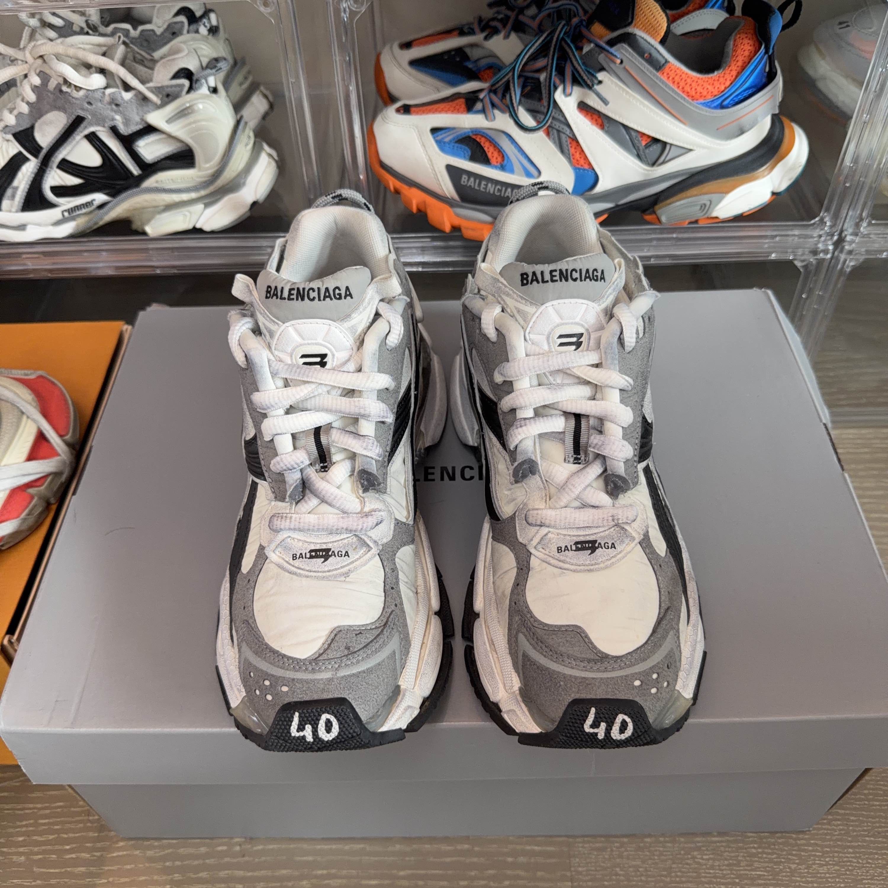 Balenciaga Balenciaga Runner Sneakers Size 7 Size US 7 / EU 40 - 2 Thumbnail