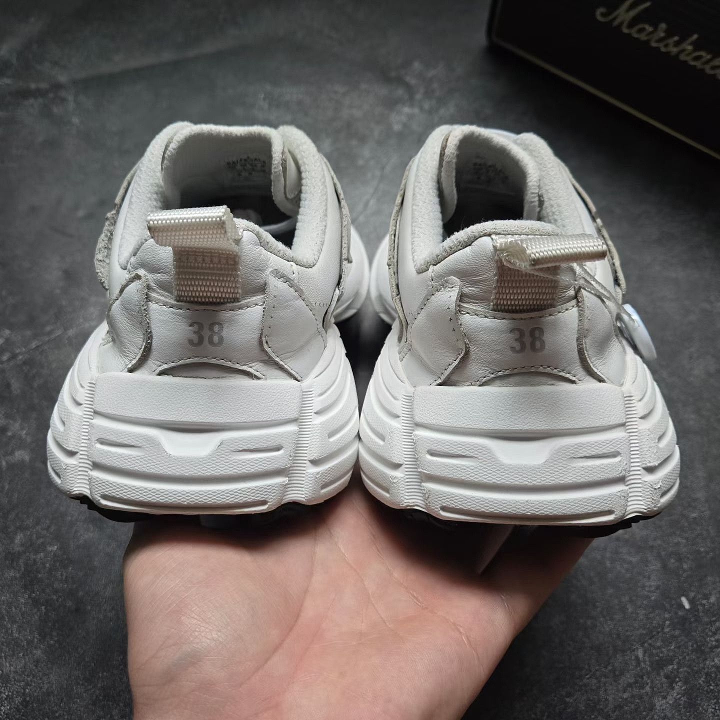 Balenciaga Balenciaga Monday Low-Top Sneakers Size 38 Size US 8 / IT 38 - 3 Thumbnail