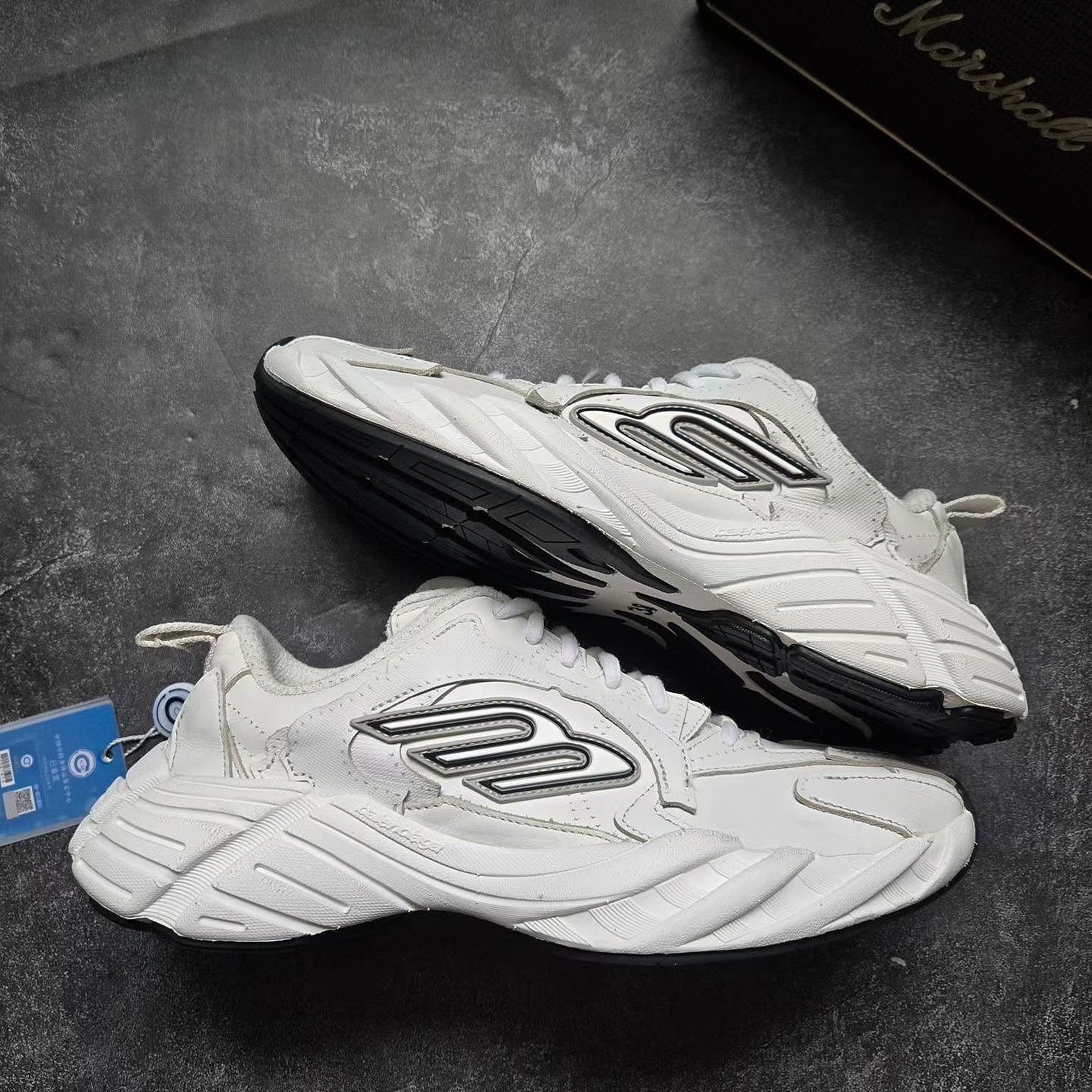 Balenciaga Balenciaga Monday Low-Top Sneakers Size 38 Size US 8 / IT 38 - 8 Thumbnail