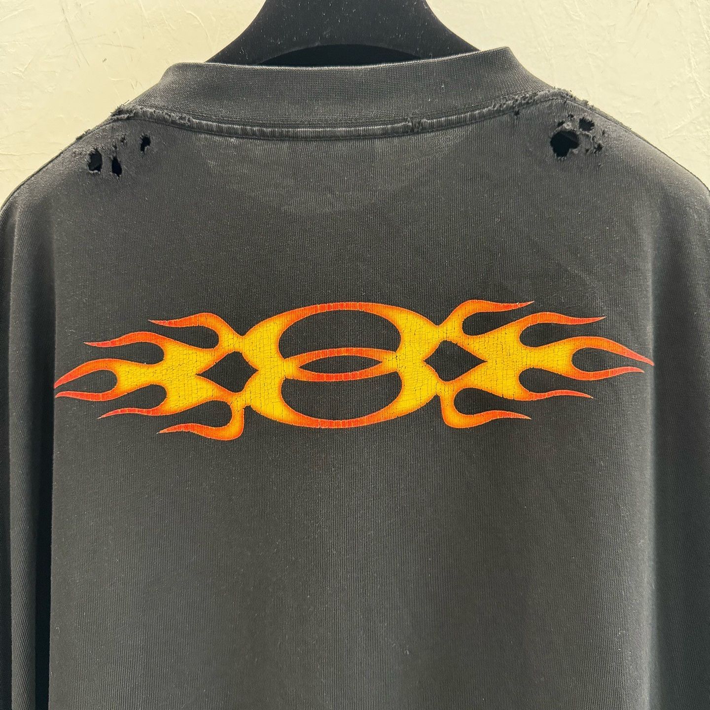 Balenciaga Balenciaga Flame Logo T-Shirt Size L Size US L / EU 52-54 / 3 - 6 Thumbnail