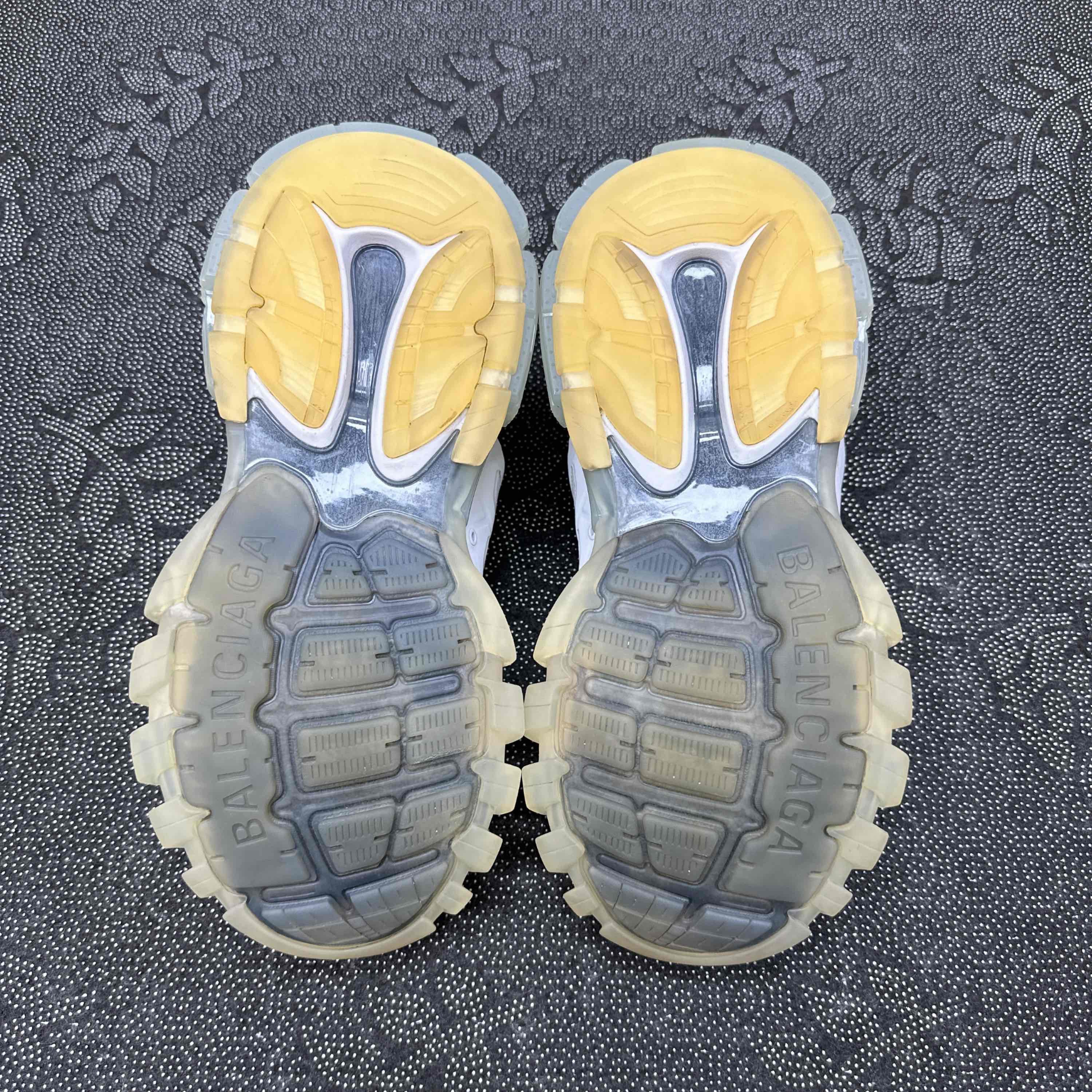 Balenciaga Balenciaga Track Clearsole Sneakers Size 9 Size US 9 / EU 42 - 4 Thumbnail