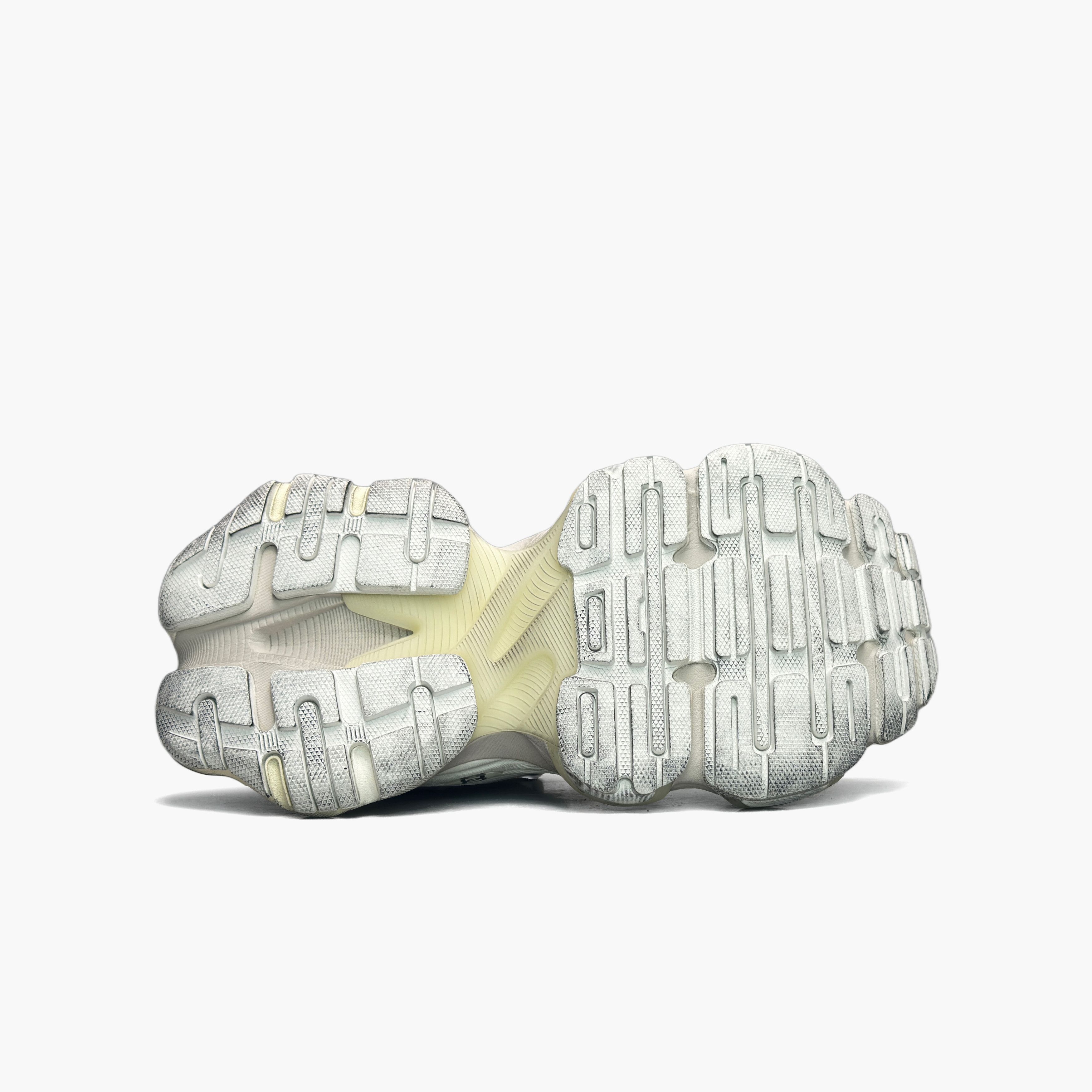 Balenciaga Balenciaga Cargo Sneakers Size 38 Size US 8 / IT 38 - 7 Thumbnail