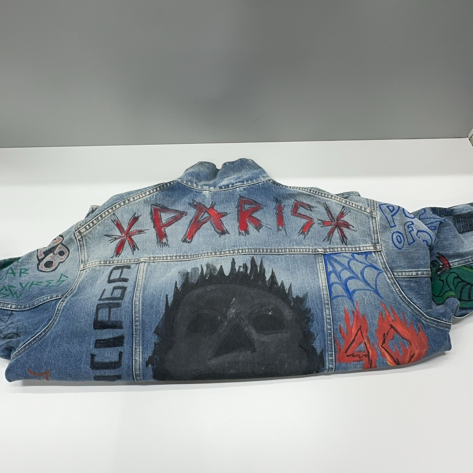 Balenciaga Balenciaga Graffiti Denim Jacket Size 34 Size XXS / US 00 / IT 34 - 11 Thumbnail