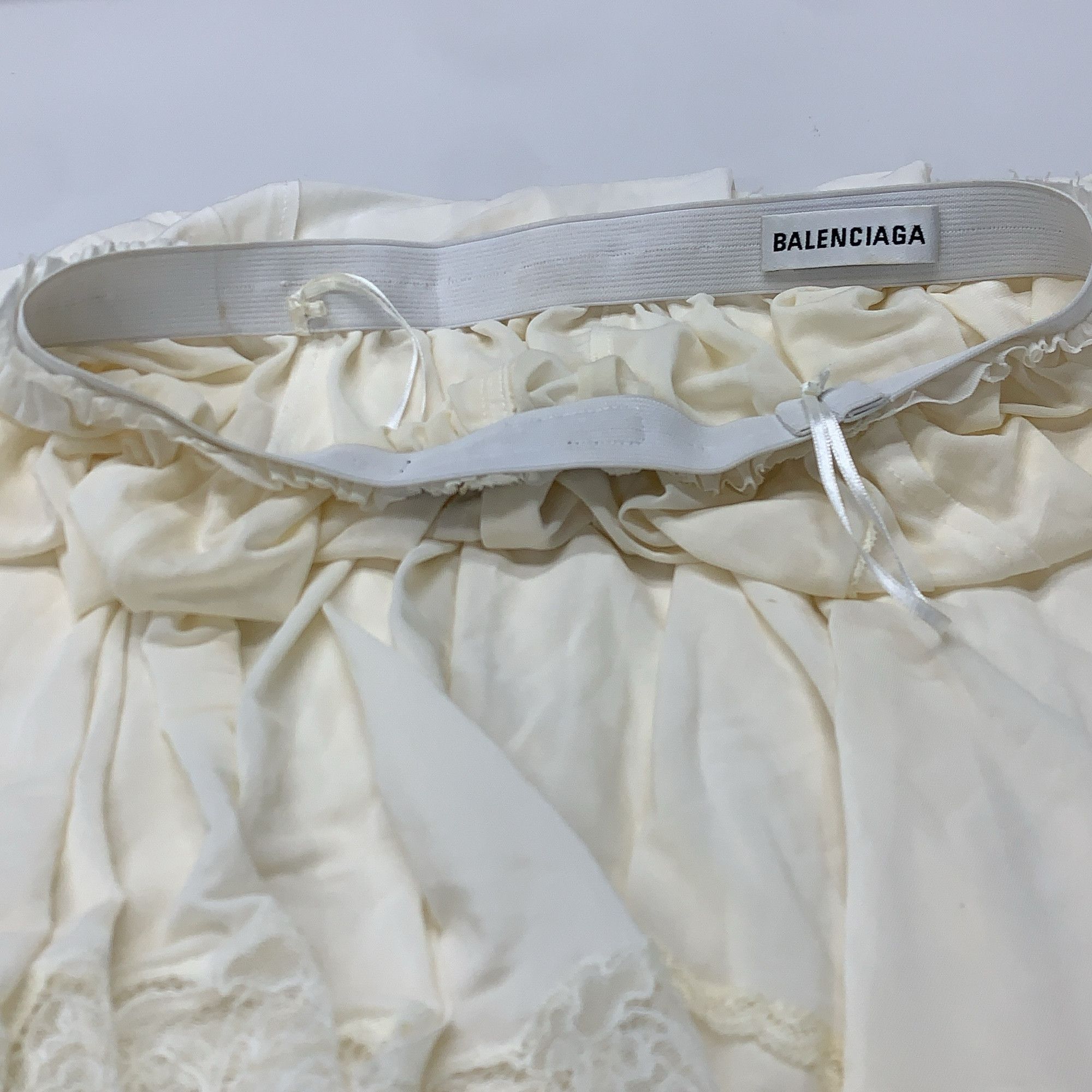 Balenciaga Balenciaga White Lace Trim Skirt Size 34 Size 24" / US 00 / IT 34 - 5 Thumbnail