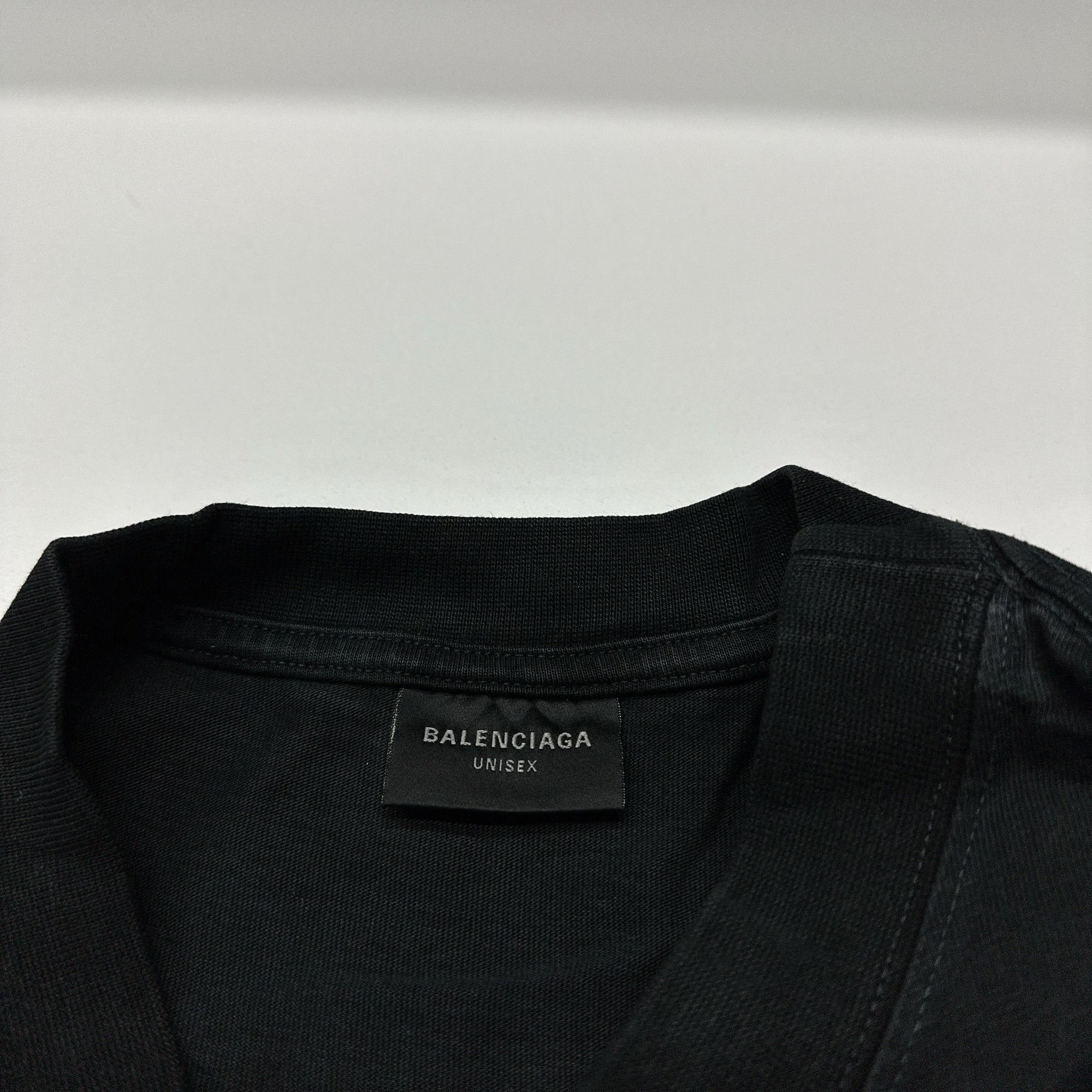 Balenciaga Balenciaga Spray Logo T-Shirt Size L Size US L / EU 52-54 / 3 - 3 Thumbnail