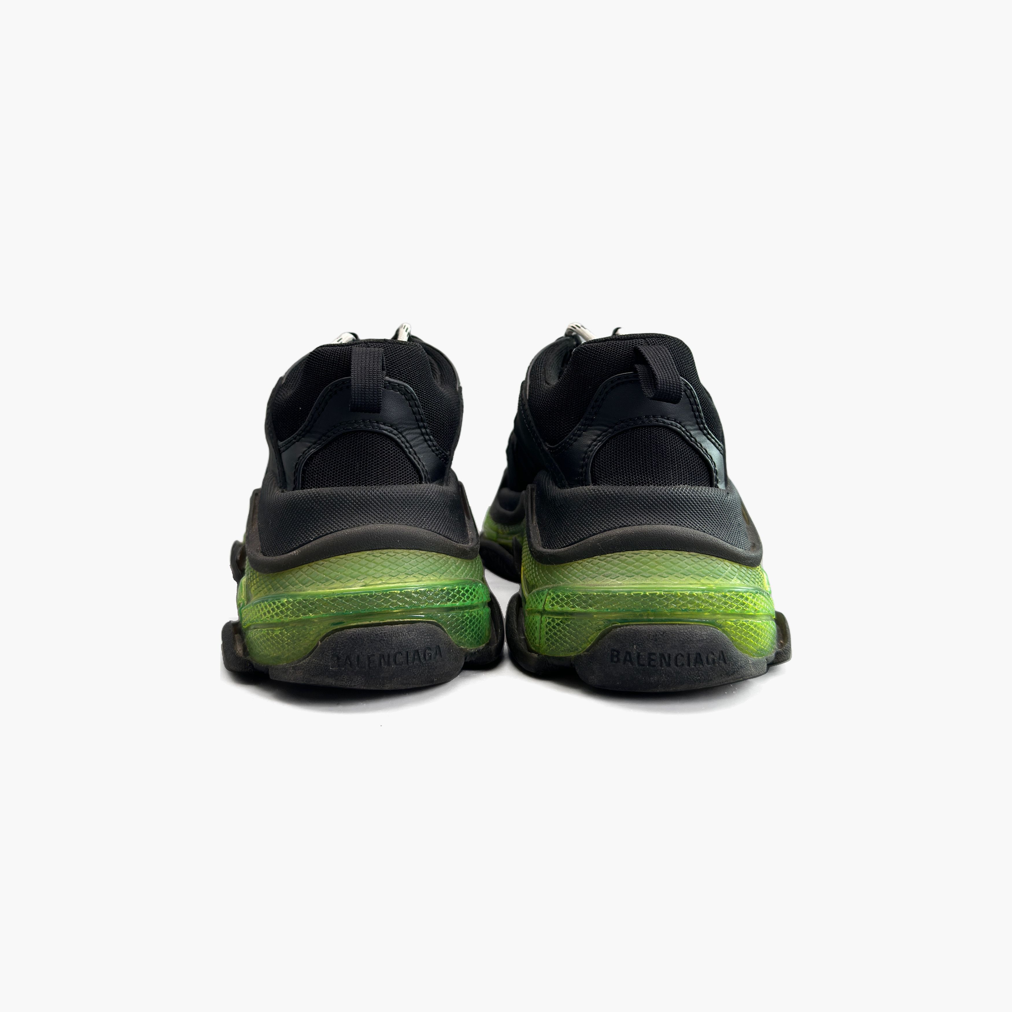 Balenciaga Balenciaga Triple S Clear Sole Sneakers Size 40 Size US 7 / EU 40 - 6 Thumbnail
