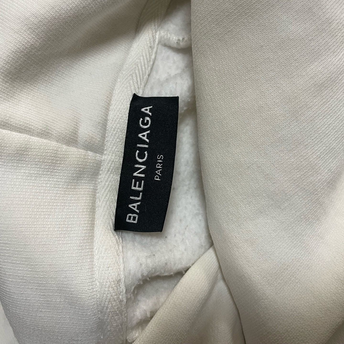 Balenciaga Balenciaga Logo Print Hoodie Size L Size US L / EU 52-54 / 3 - 3 Thumbnail