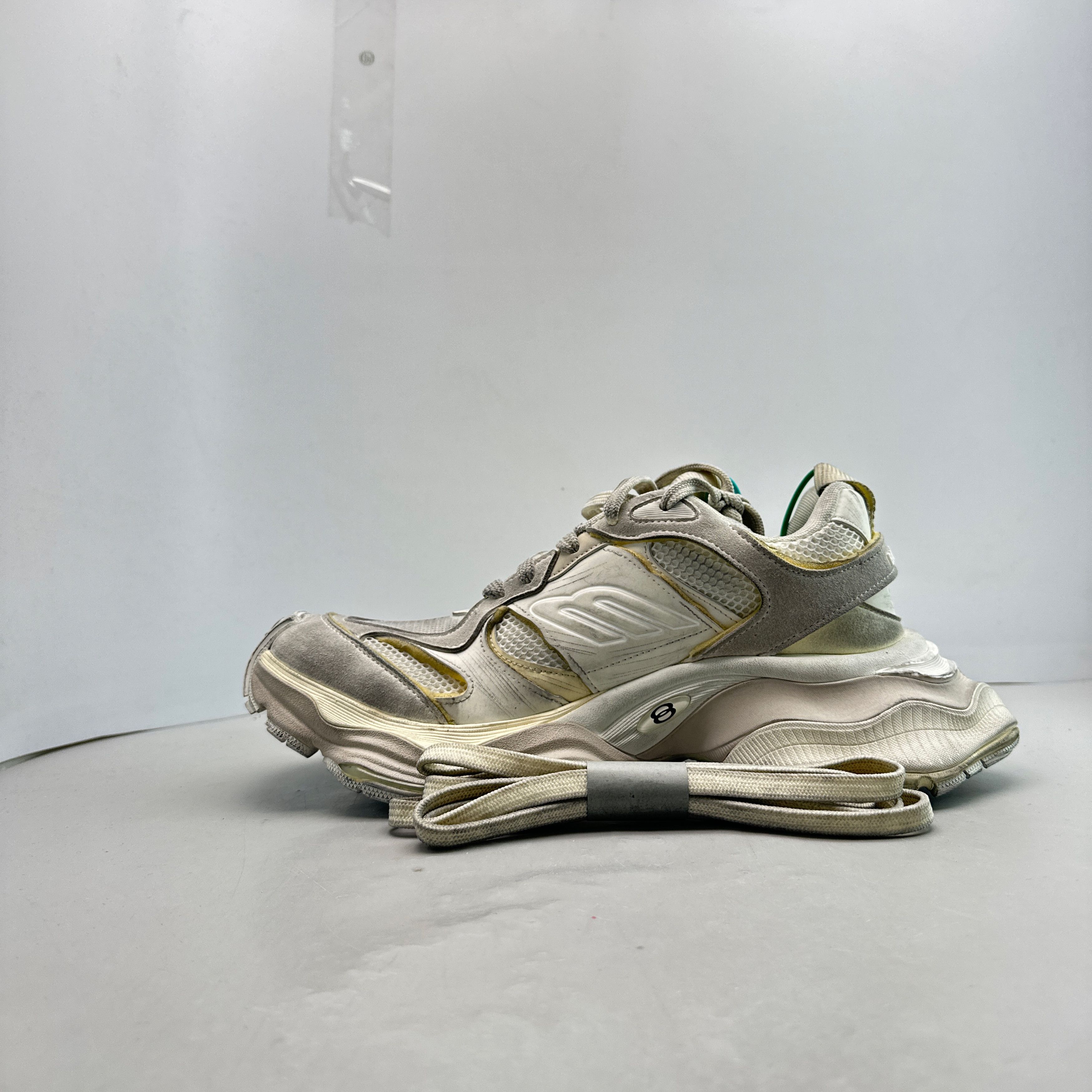 Balenciaga Balenciaga Cargo Low-Top Sneakers Size 42 Size US 9 / EU 42 - 10 Thumbnail