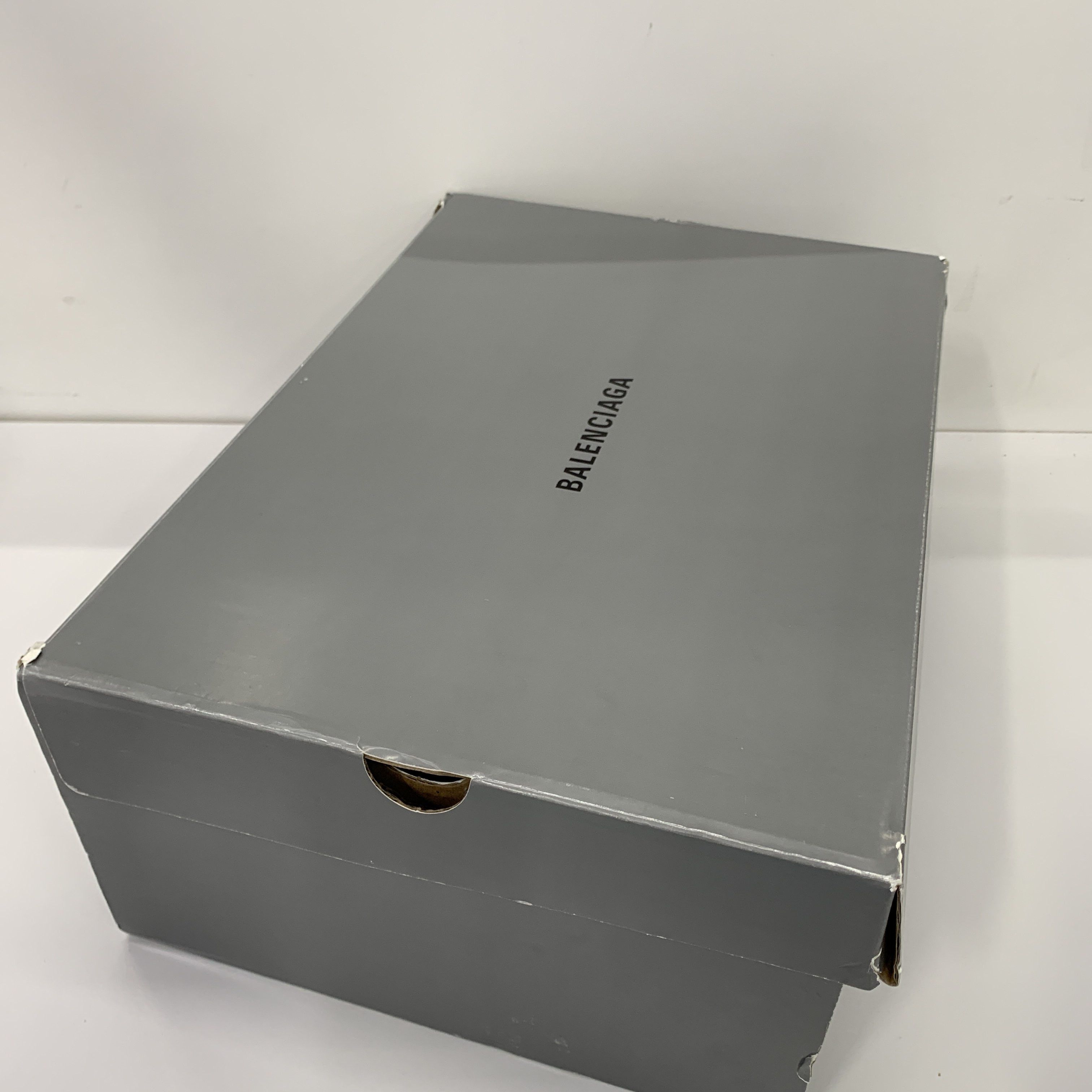 Balenciaga Balenciaga Cargo Low-Top Sneakers Size 42 Size US 9 / EU 42 - 11 Thumbnail