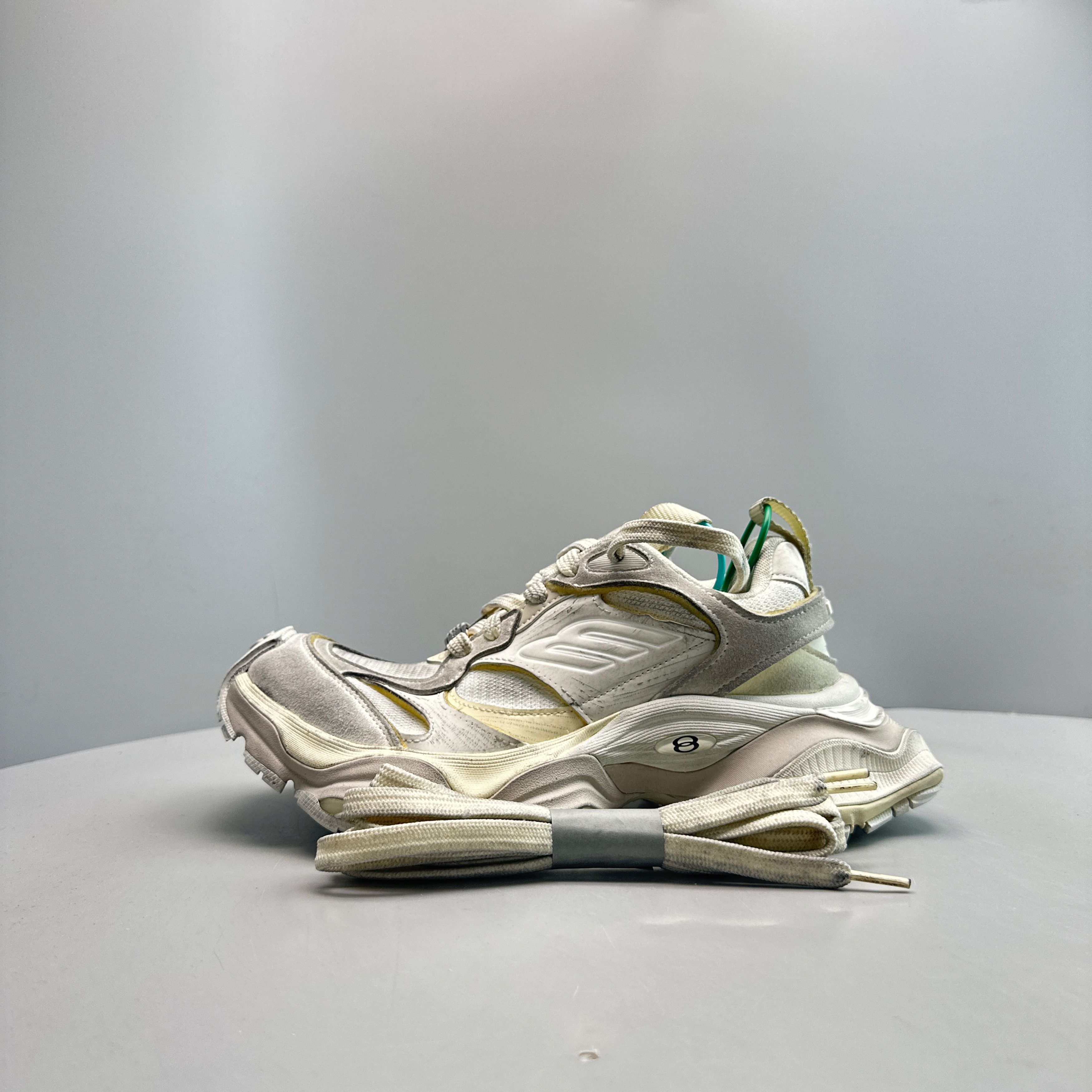 Balenciaga Balenciaga Cargo Low-Top Sneakers Size 36 Size US 6 / IT 36 - 10 Thumbnail