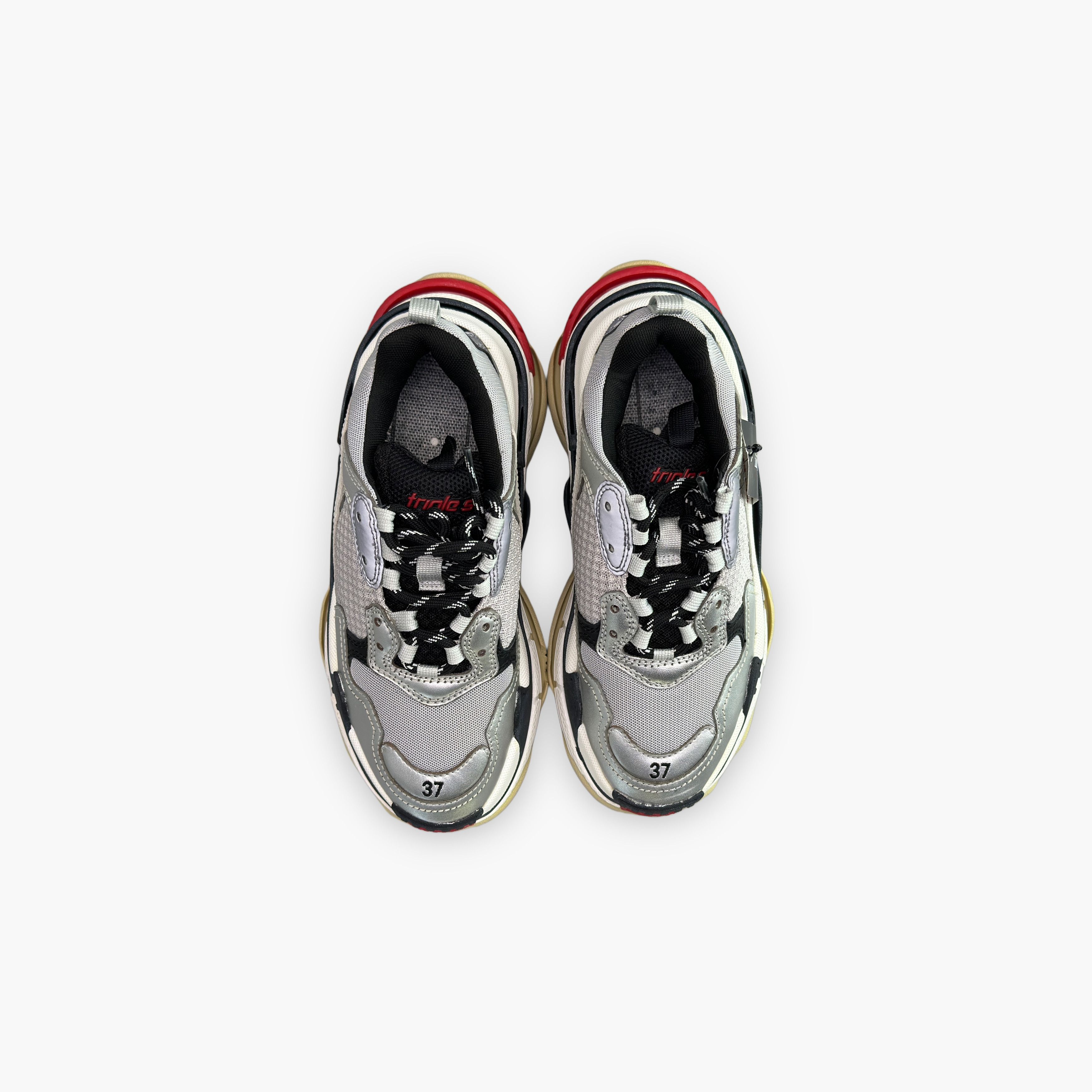 Balenciaga Balenciaga Triple S Low-Top Sneakers Size 37 Size US 7 / IT 37 - 9 Thumbnail