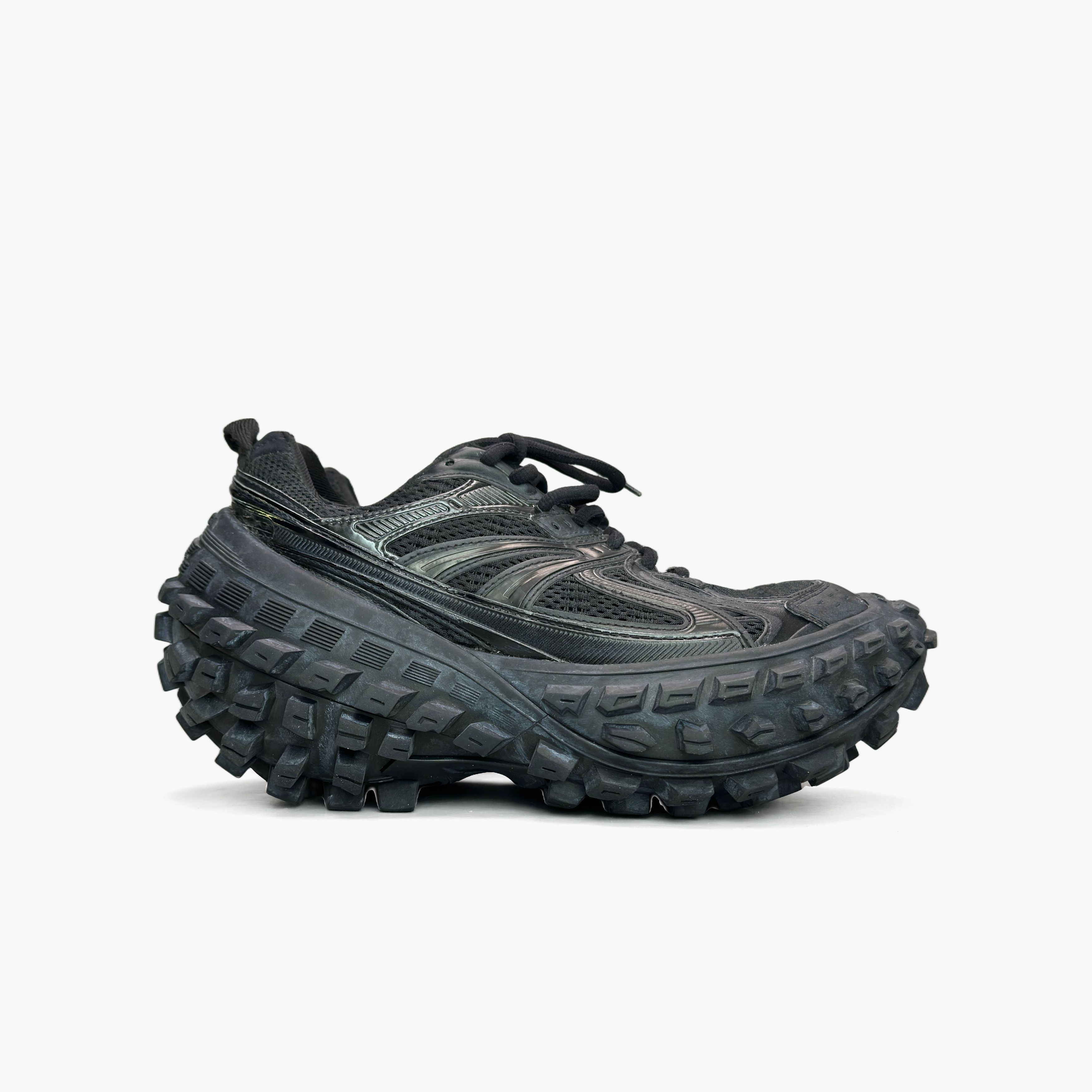 Balenciaga Balenciaga Defender Low-Top Sneakers Size 38 Size US 8 / IT 38 - 4 Thumbnail