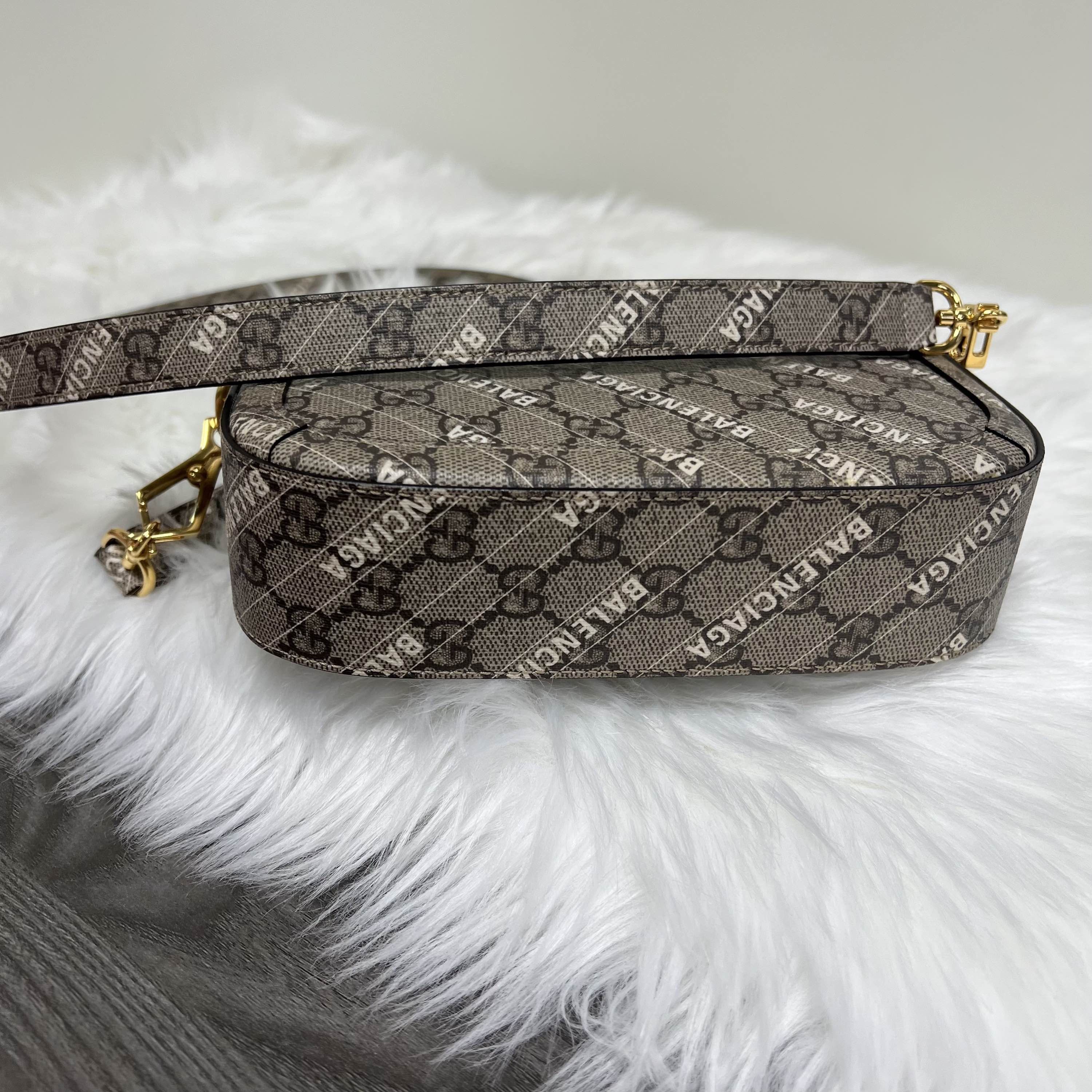 Gucci Gucci x Balenciaga Horsebit 1955 Mini Shoulder Bag Size ONE SIZE - 4 Thumbnail