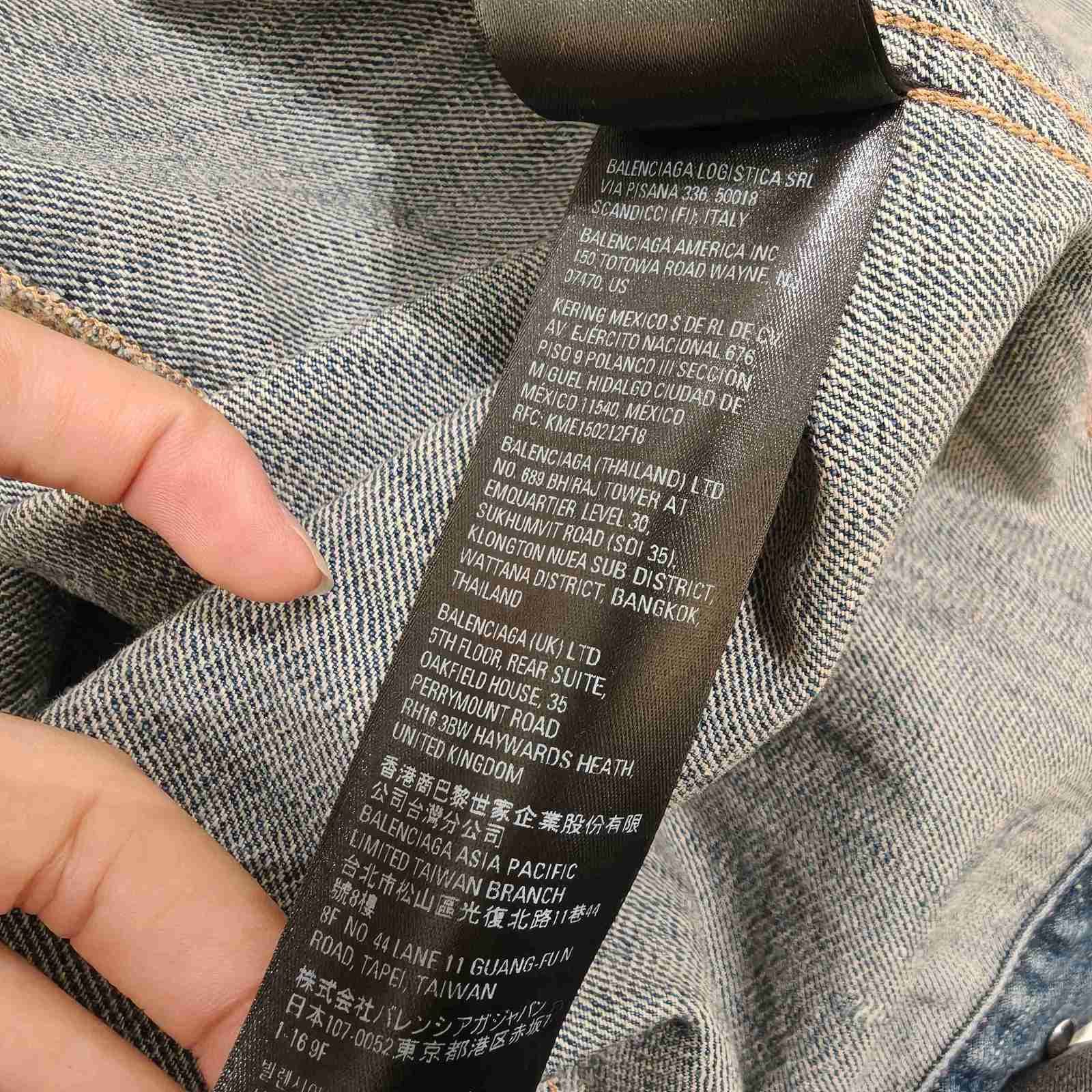 Balenciaga Balenciaga Distressed Denim Jacket Size S Size US S / EU 44-46 / 1 - 11 Thumbnail