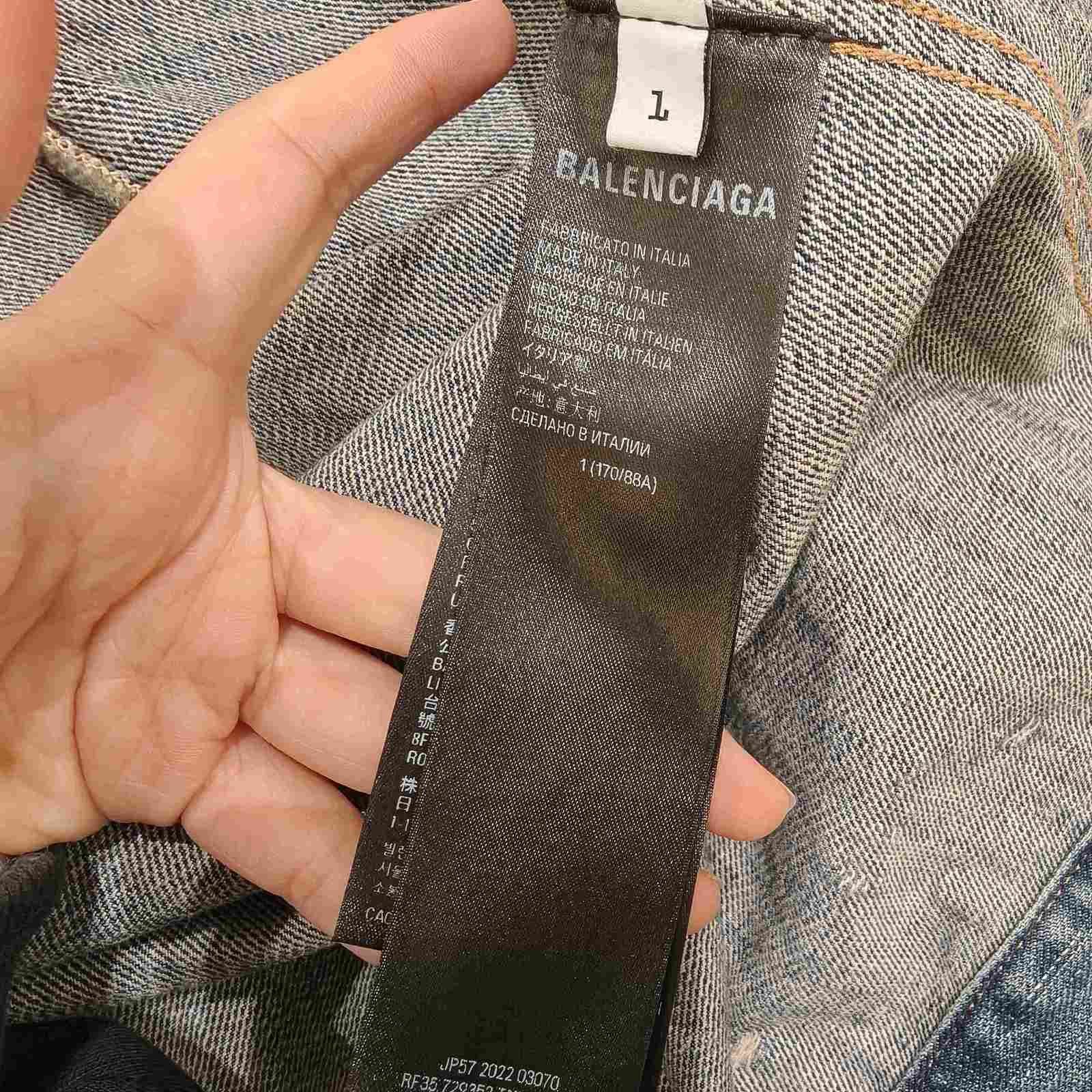 Balenciaga Balenciaga Distressed Denim Jacket Size S Size US S / EU 44-46 / 1 - 4 Thumbnail