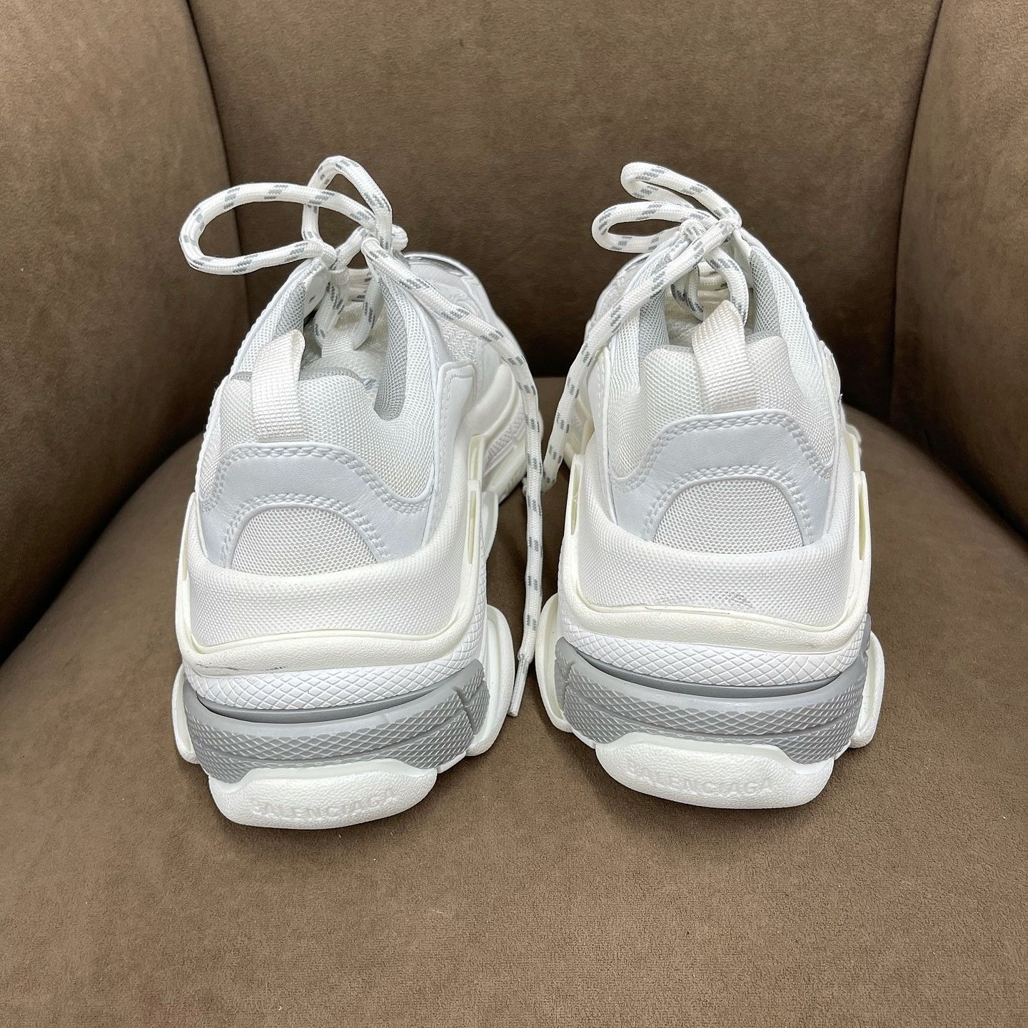 Balenciaga Balenciaga Triple S White Sneakers Size 37 Size US 7 / IT 37 - 3 Thumbnail
