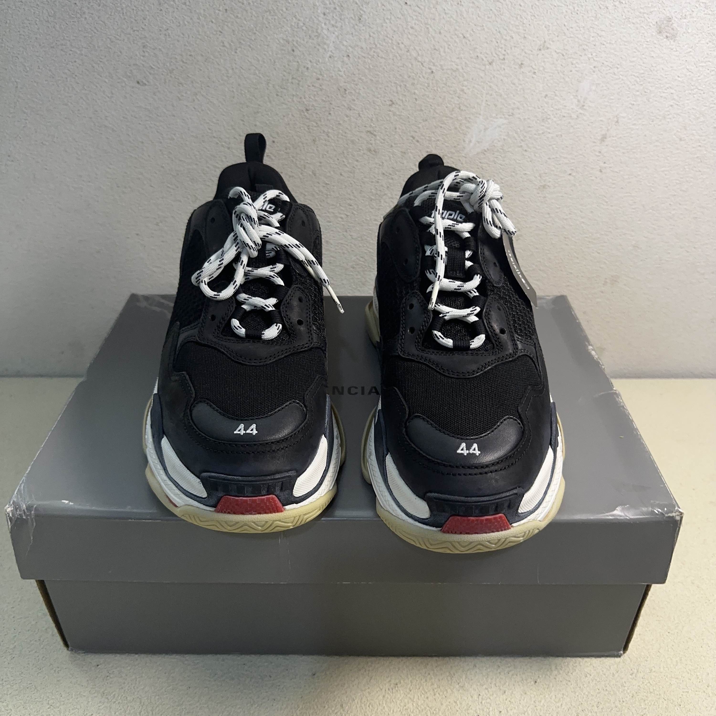 Balenciaga Balenciaga Triple S Black Sneakers Size 11 Size US 11 / EU 44 - 2 Thumbnail