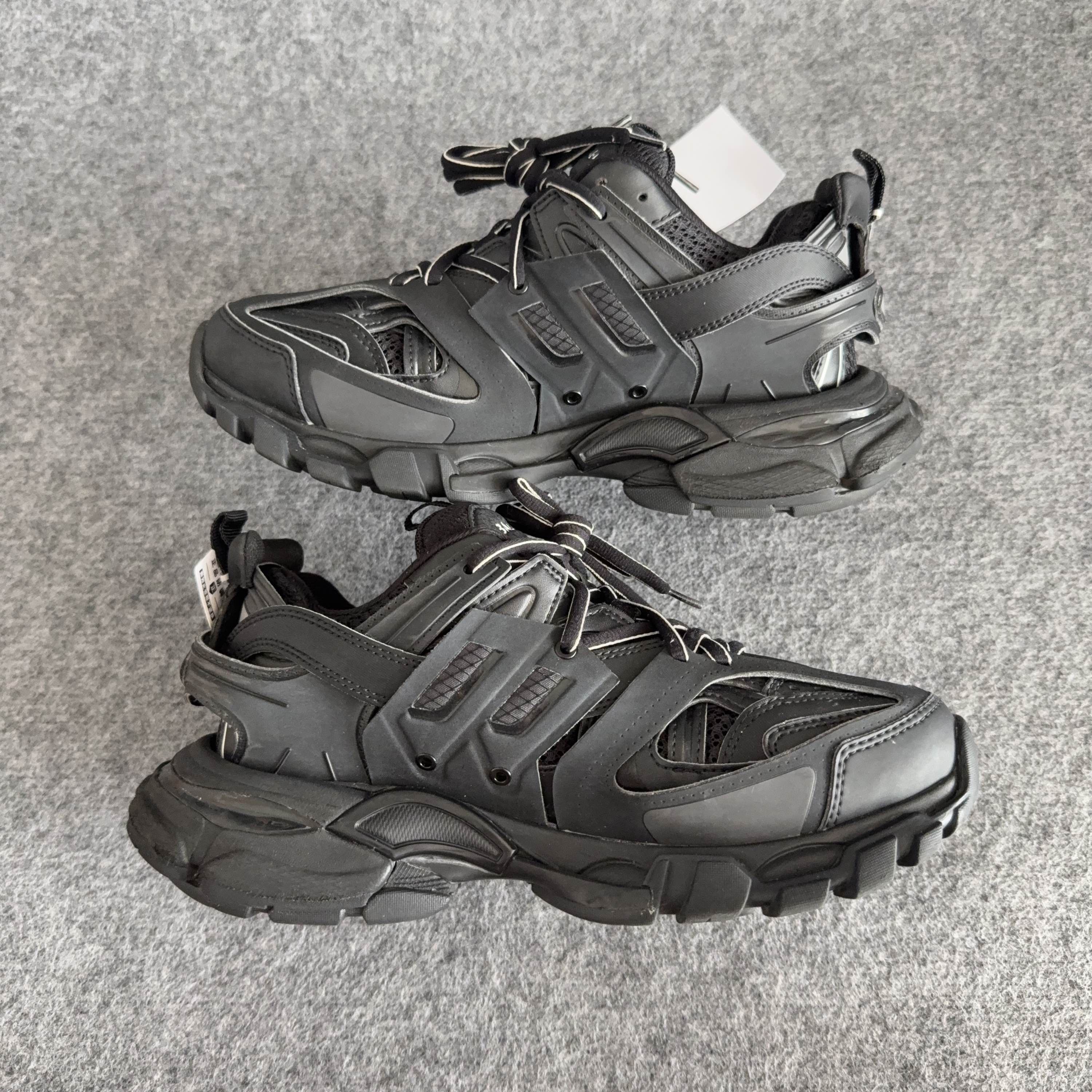 Balenciaga Balenciaga Track Low-Top Sneakers Black Size 37 Size US 7 / IT 37 - 6 Thumbnail