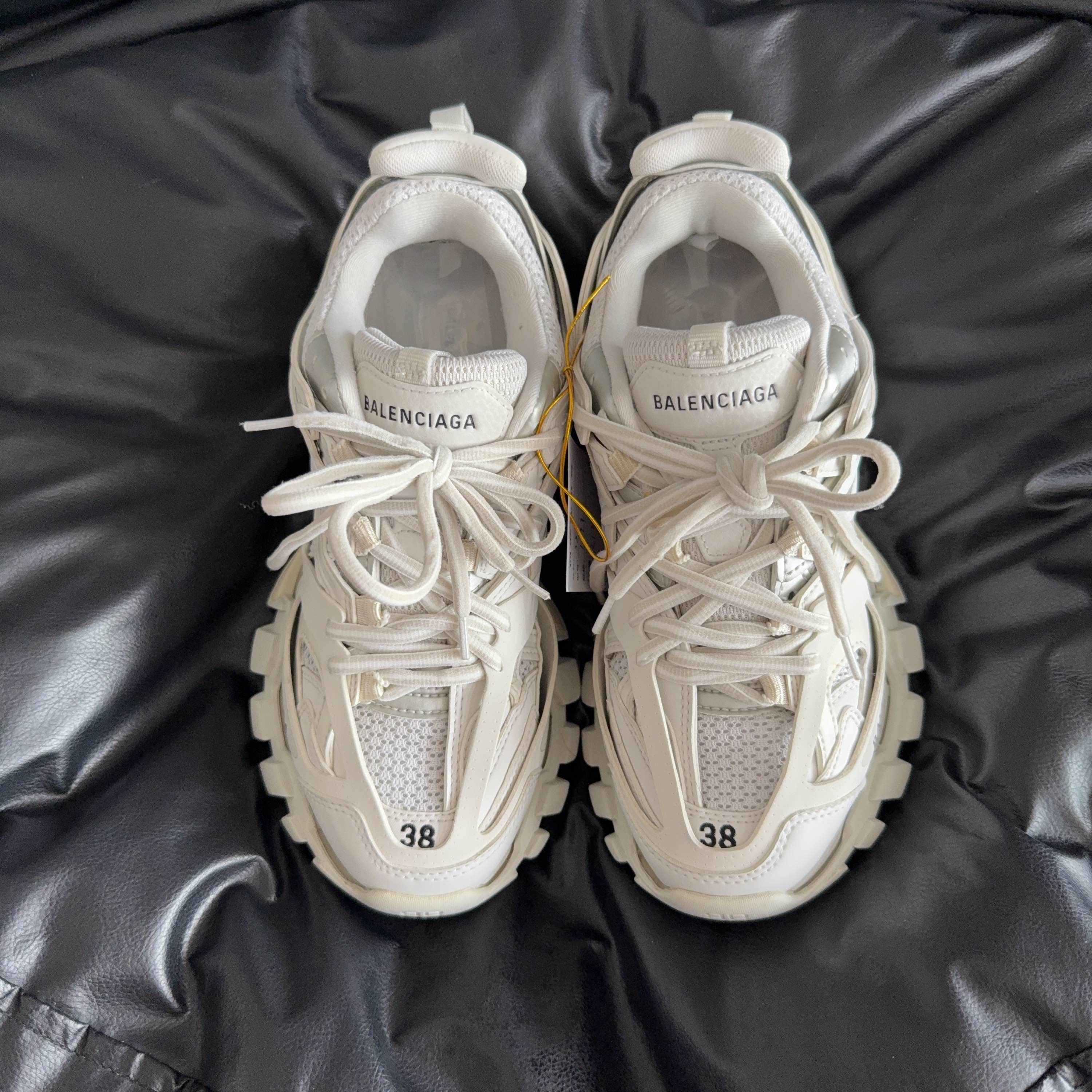 Balenciaga Balenciaga Track Sneakers White Size 38 Size US 8 / IT 38 - 2 Thumbnail