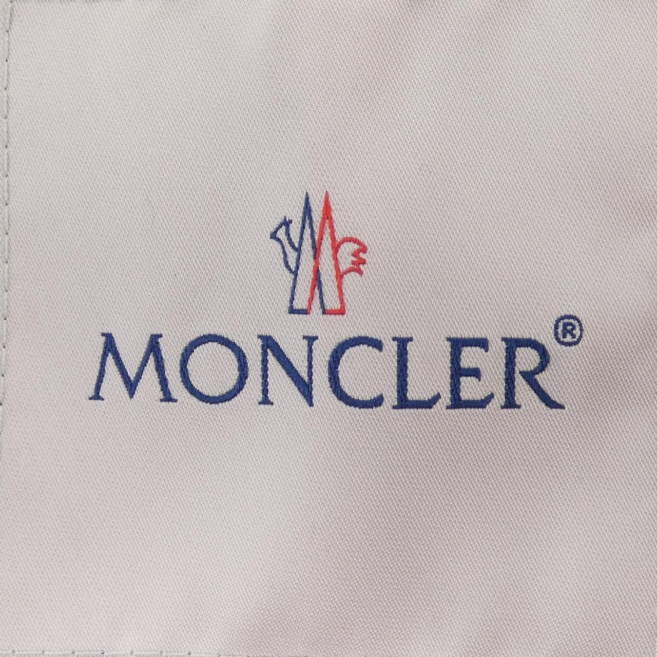 Moncler Moncler Moncler MONTCLA Down Jacket Textile Outerwear MONTCLA DUTY FREE for USA Size ONE SIZE - 5 Thumbnail