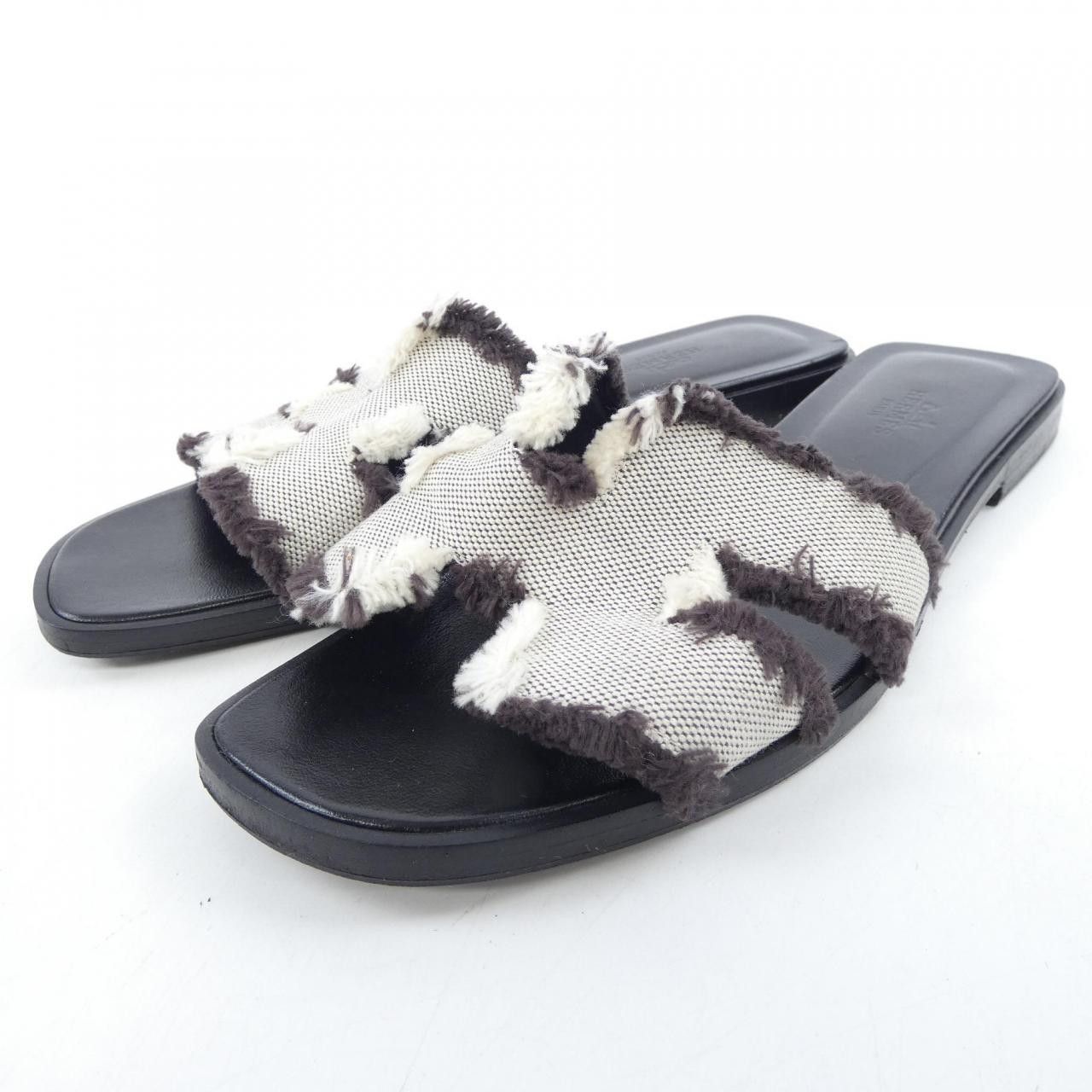 Hermes Hermes Hermes Oran Toile H Fringe Canvas Sandals Textile Shoes DUTY FREE for USA Size ONE SIZE - 3 Thumbnail