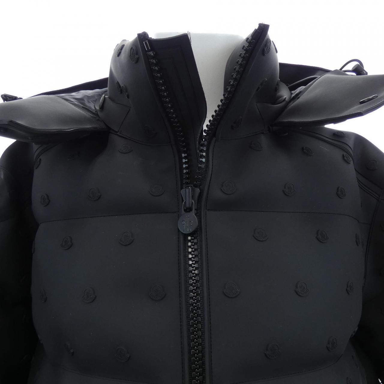 Moncler Moncler Moncler MAYA70 PW Down Jacket Textile Outerwear MAYA70PW DUTY FREE for USA Size ONE SIZE - 6 Thumbnail