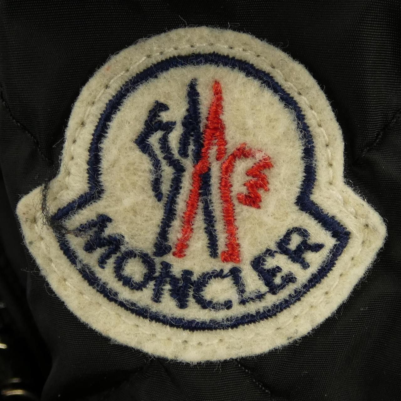 Moncler Moncler Moncler VAULOGETTE Down Coat Textile Outerwear VAULOGETTE DUTY FREE for USA Size ONE SIZE - 9 Thumbnail