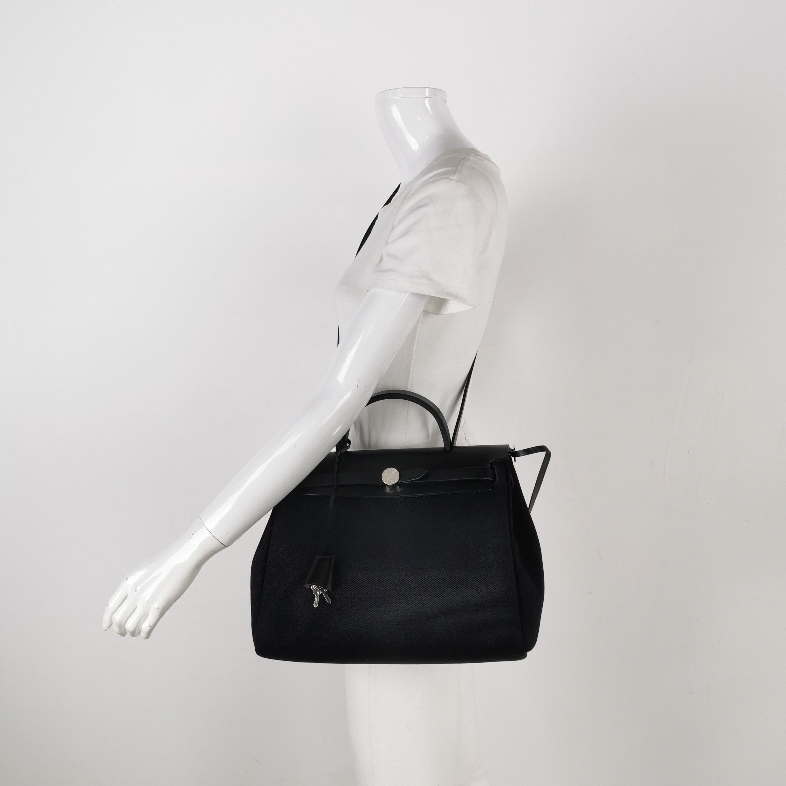 Hermes Hermes Women os Shoulder Bags Size ONE SIZE - 2 Thumbnail